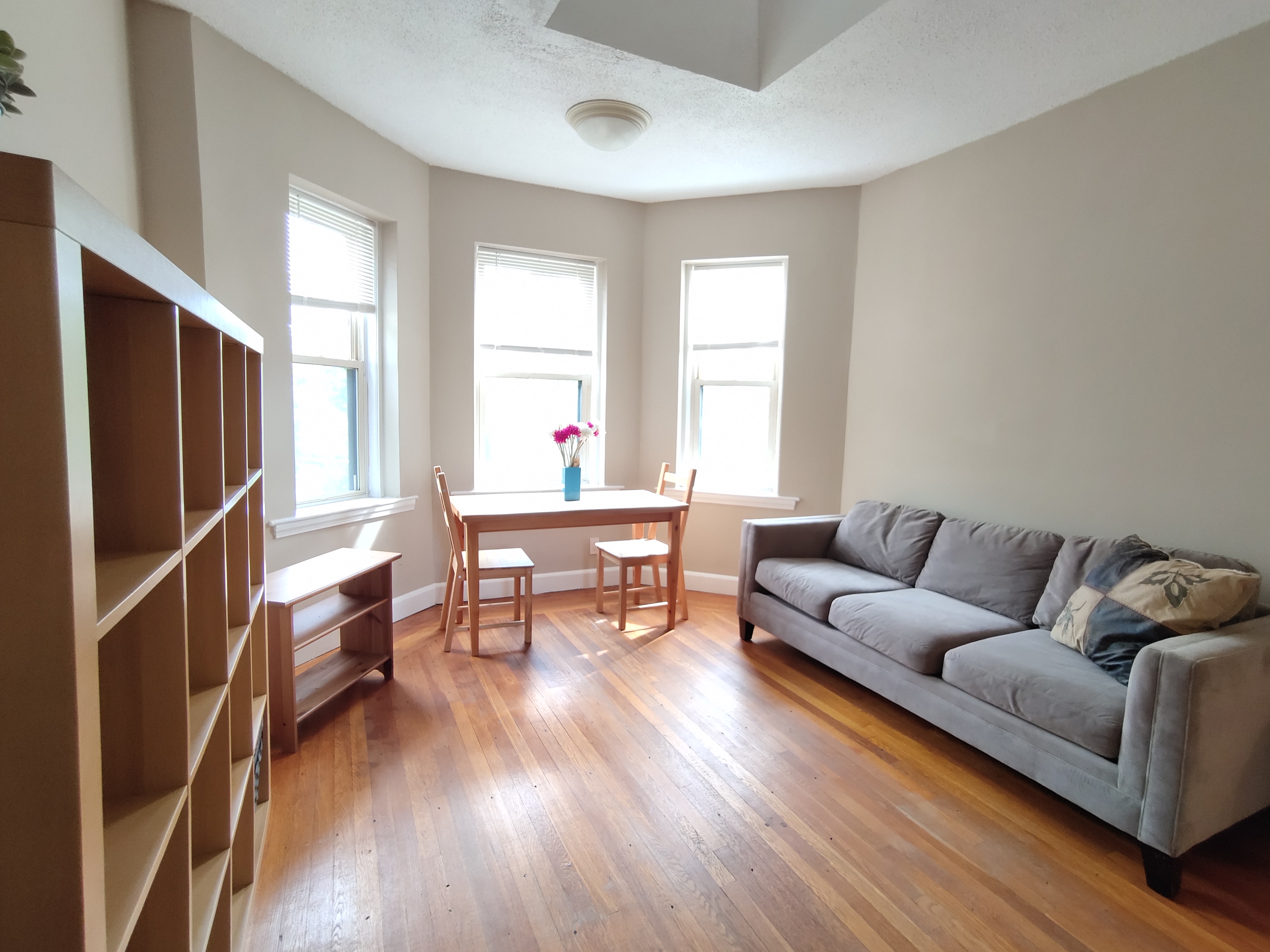 1 bed, 1 bath apartment for rent at 1419 Commonwealth Ave Unit 501, Brighton — photo 2 of 11