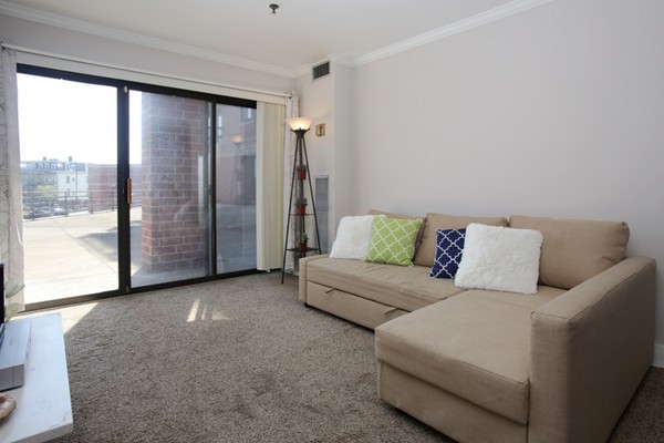 2 bed, 1.5 bath apartment for rent at 15 North Beacon St Unit 104, Allston — photo 3 of 17