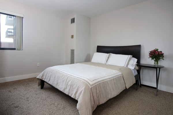 2 bed, 1.5 bath apartment for rent at 15 North Beacon St Unit 104, Allston — photo 5 of 17