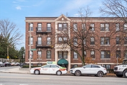 1 bed, 1 bath apartment for rent at 189 Chestnut Hill Ave Unit 8, Brighton — photo 2 of 29