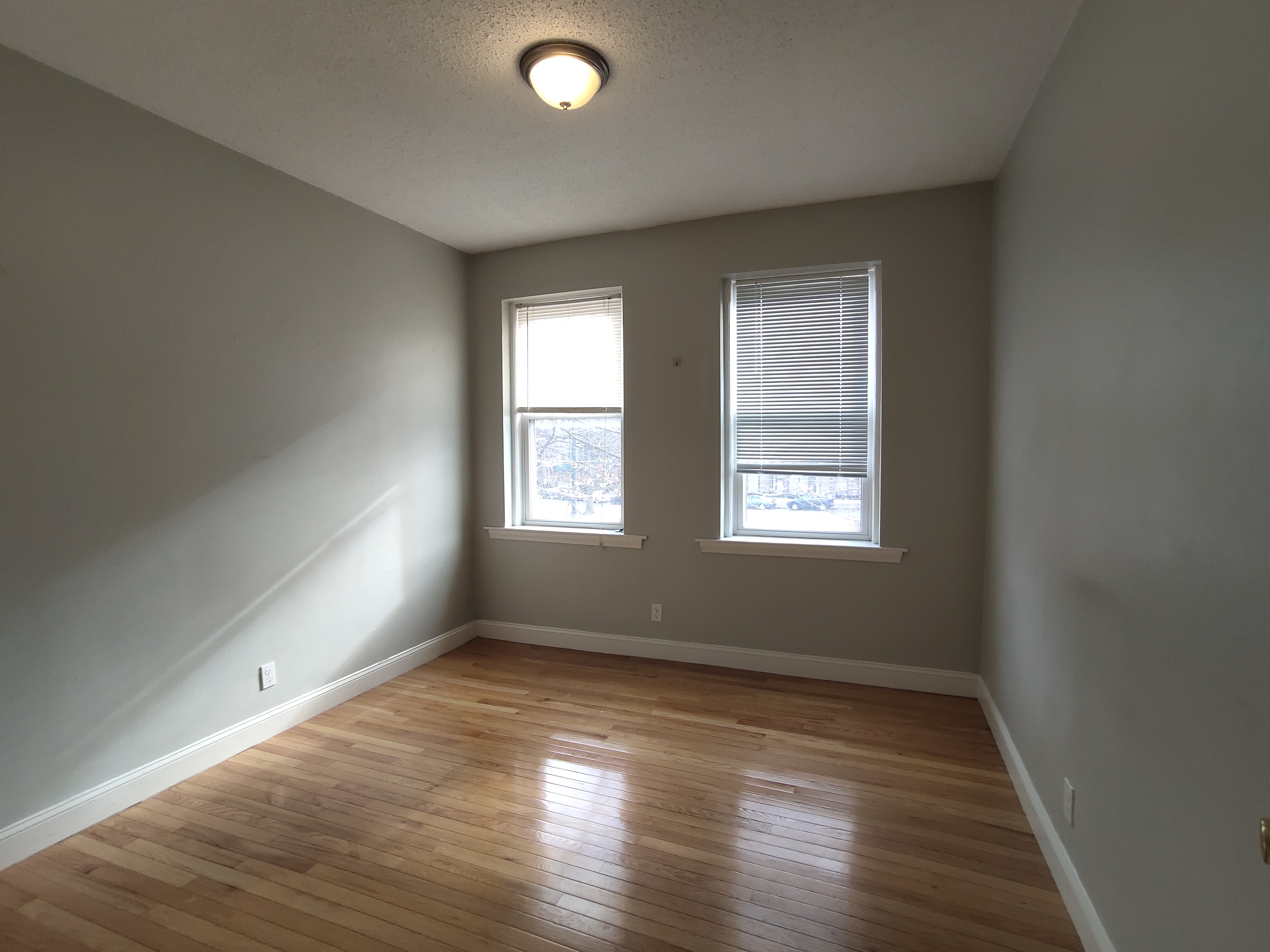 2 bed, 1 bath apartment for rent at 1419 Commonwealth Ave Unit 304, Allston — photo 6 of 23
