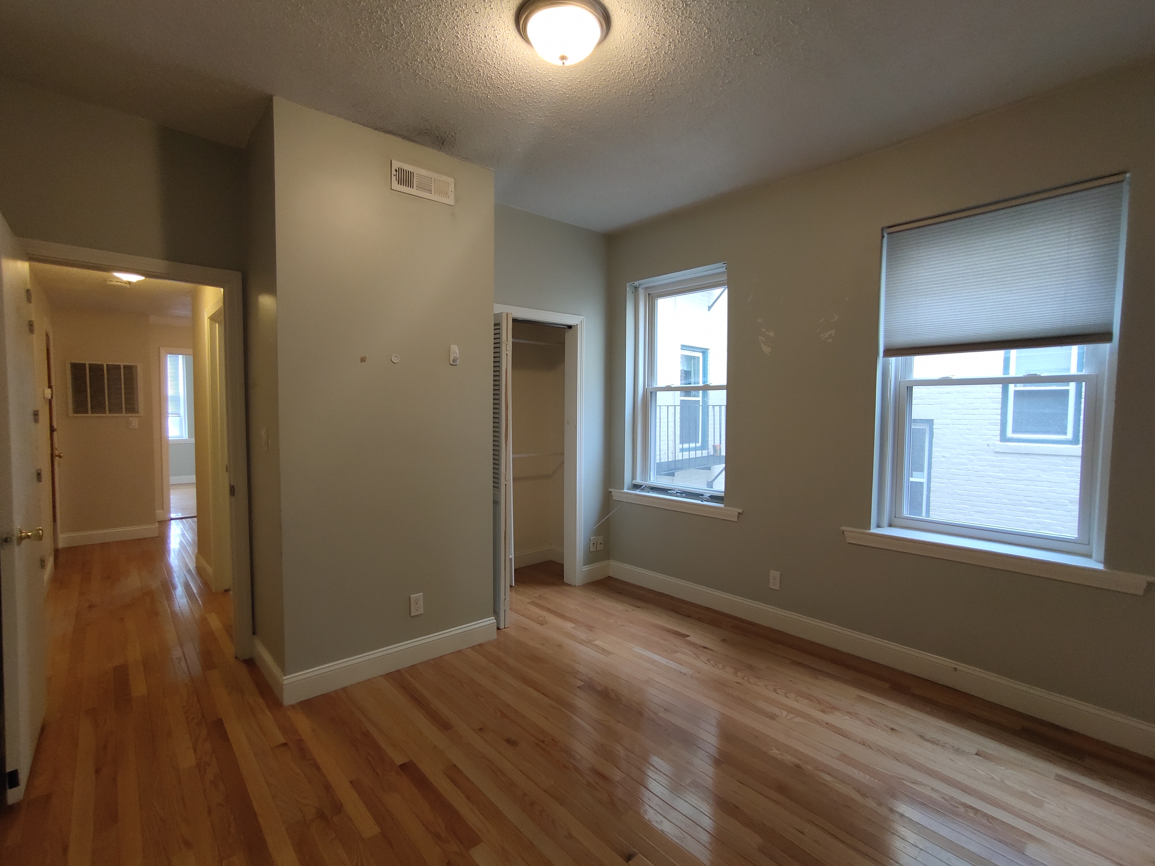 2 bed, 1 bath apartment for rent at 1419 Commonwealth Ave Unit 304, Allston — photo 4 of 23