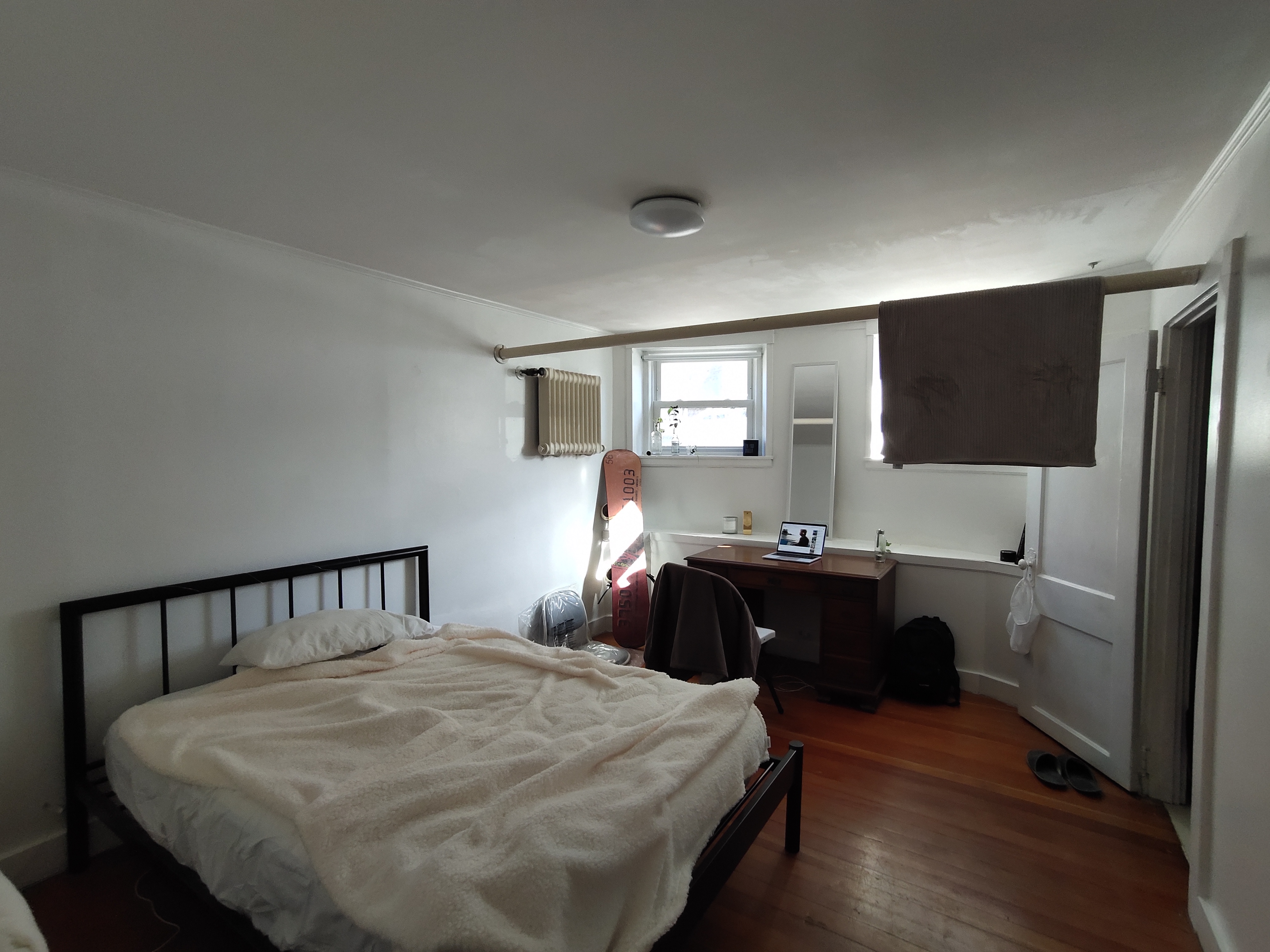 3 bed, 1 bath apartment for rent at 15 Wellman St Unit 1, Coolidge Corner — photo 4 of 9