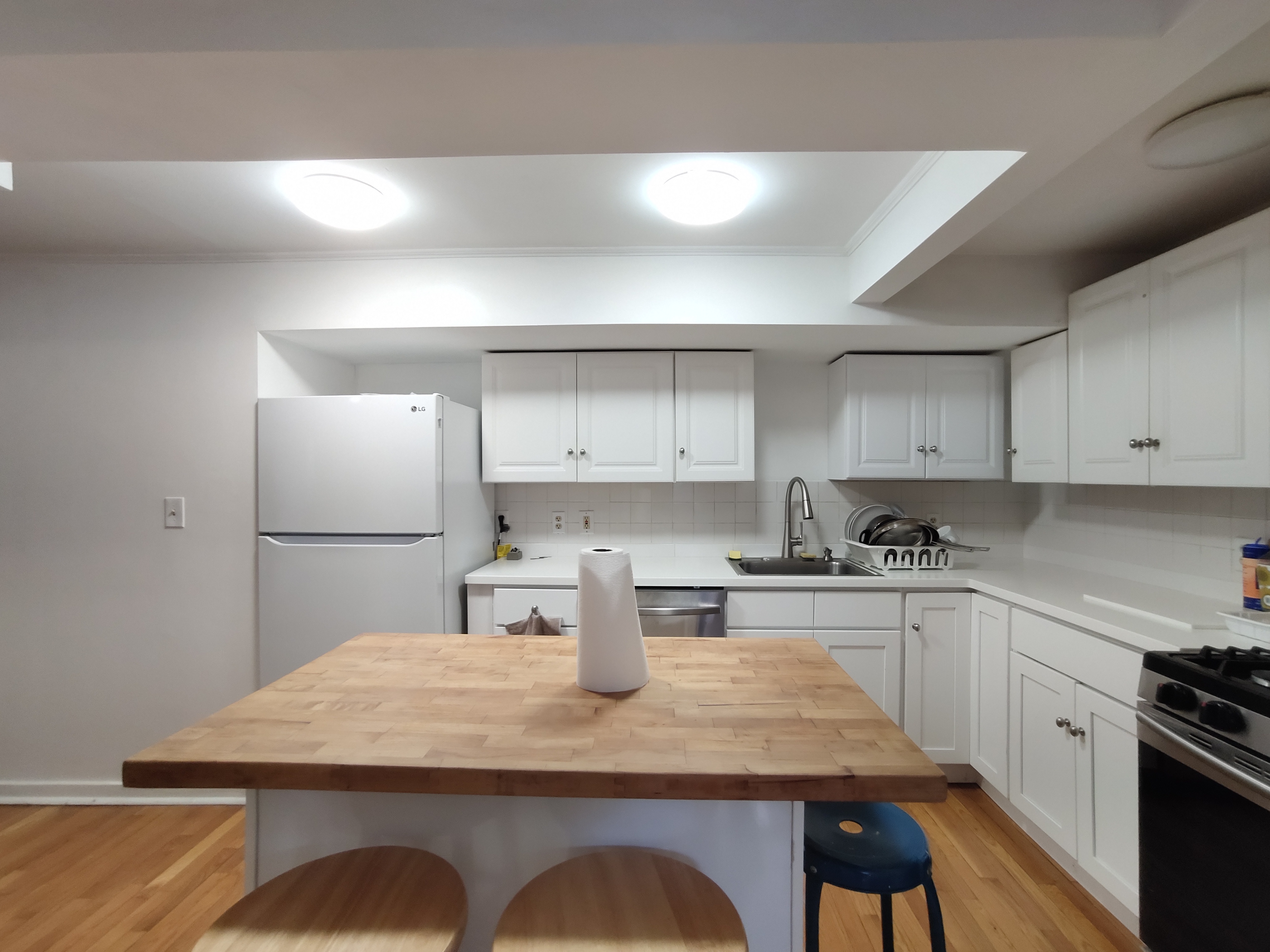 3 bed, 1 bath apartment for rent at 15 Wellman St Unit 1, Coolidge Corner — photo 2 of 9