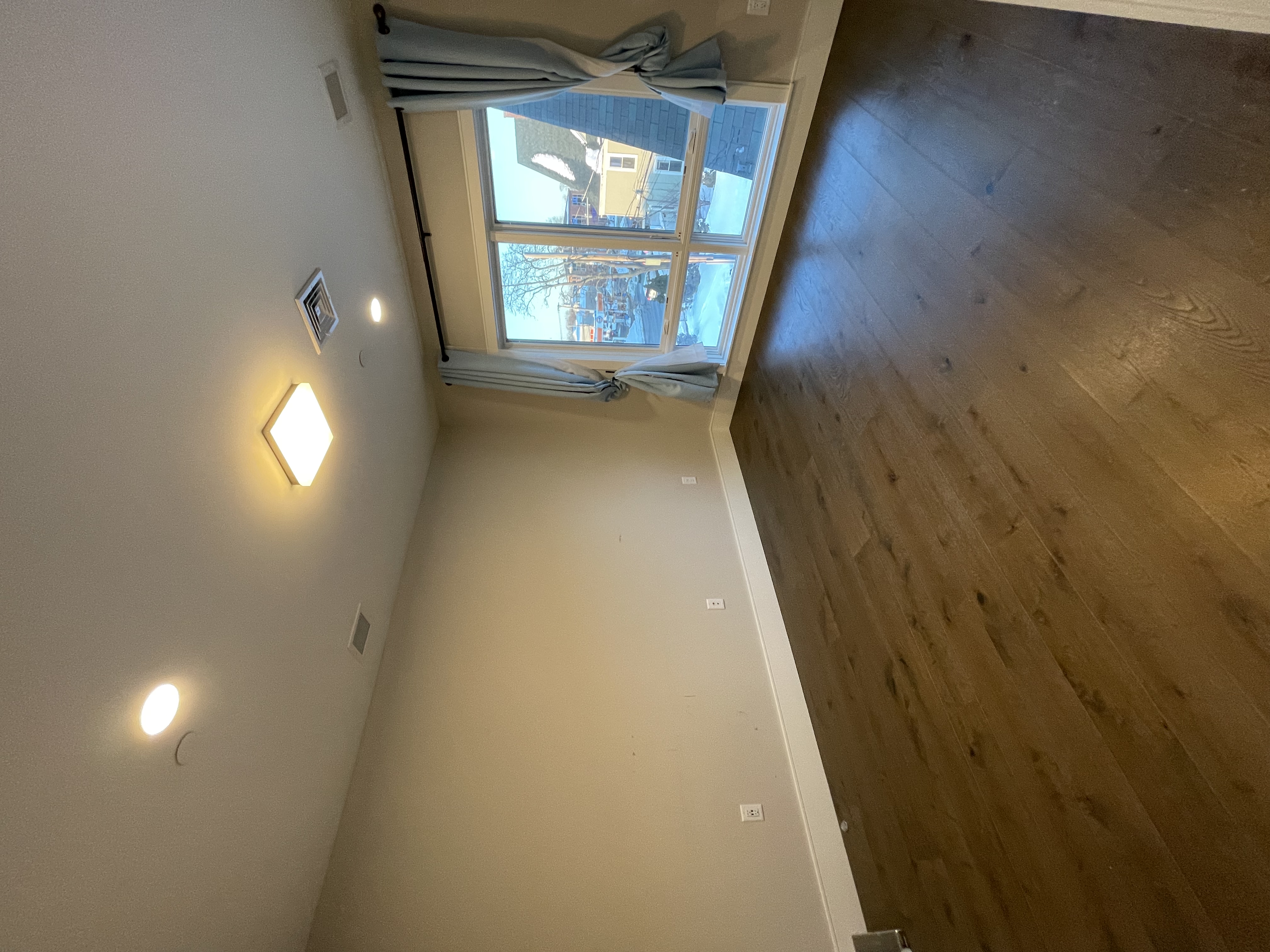 2.5 bed, 2 bath apartment for rent at 214 Market St Unit 301, Brighton — photo 5 of 11