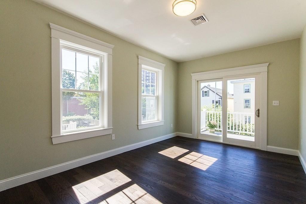 397 Norfolk St, Wellington-Harrington