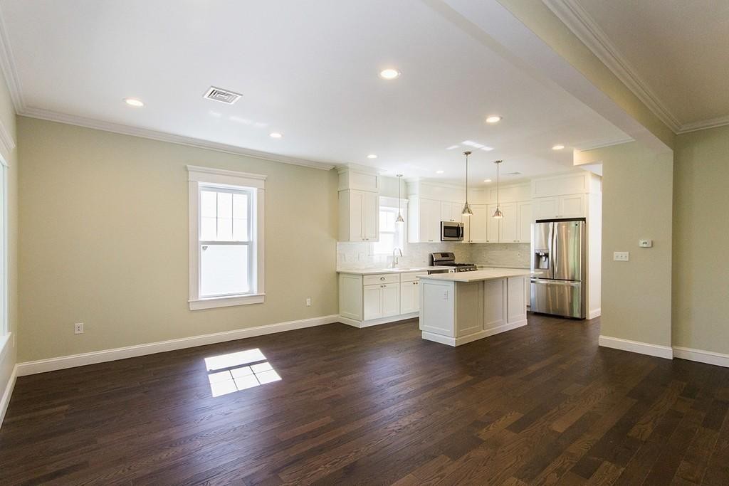 397 Norfolk St, Wellington-Harrington