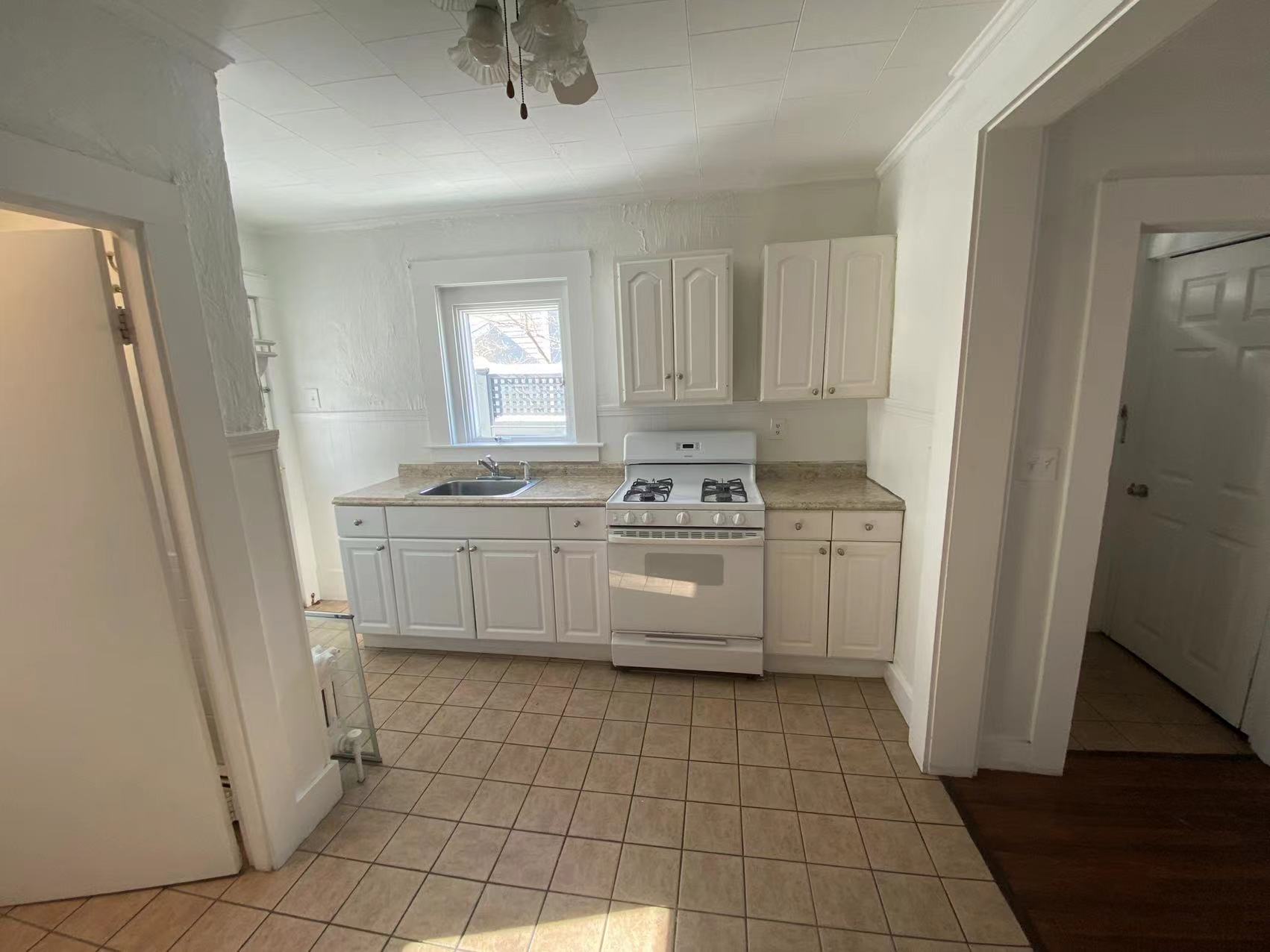 4 bed, 2 bath apartment for rent at 90 Massasoit St Unit B, Waltham — photo 3 of 14