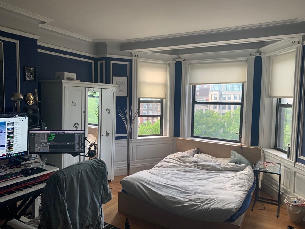 466 Commonwealth Ave, Fenway