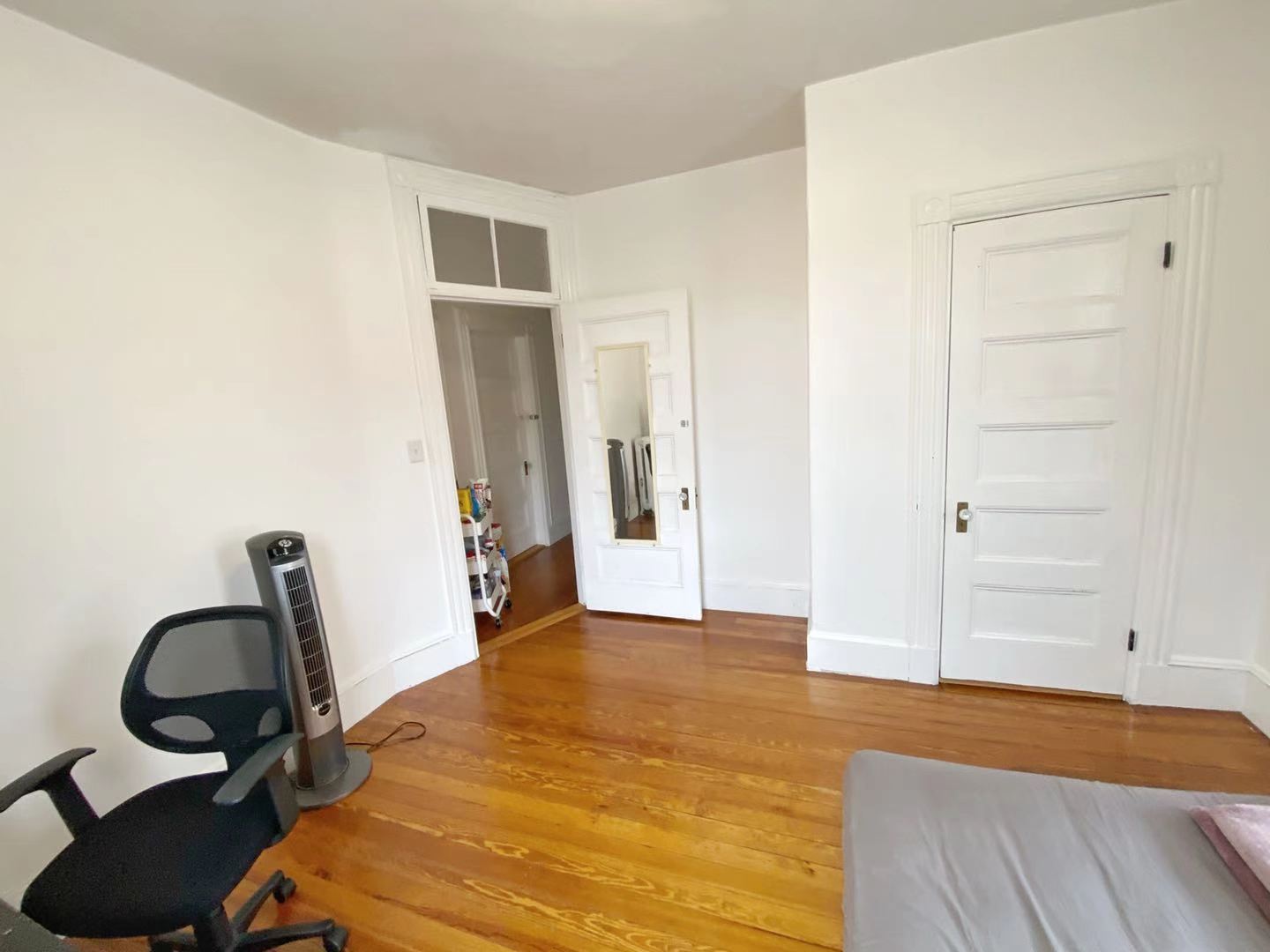 64 Willow St, East Cambridge