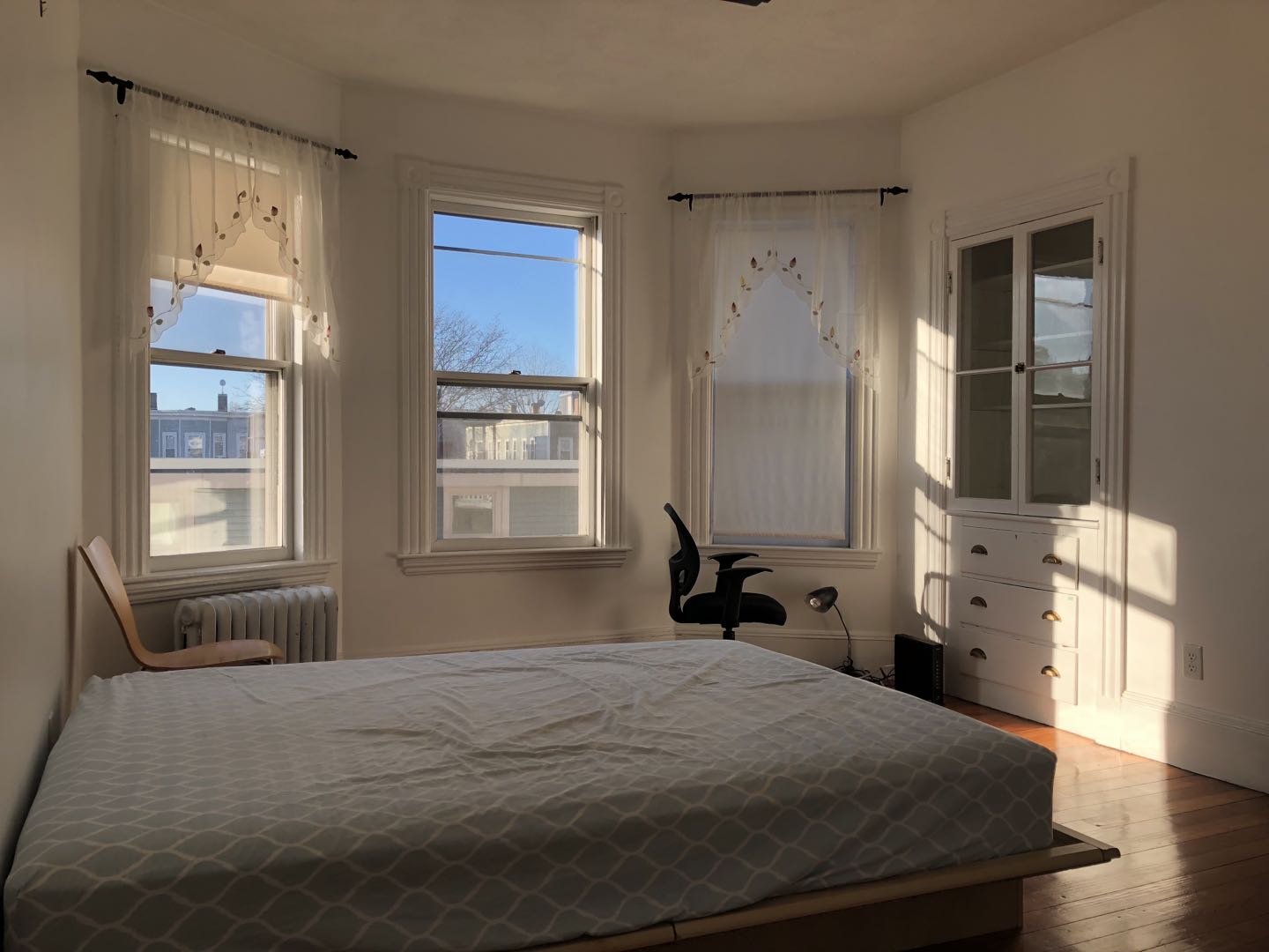 64 Willow St, East Cambridge