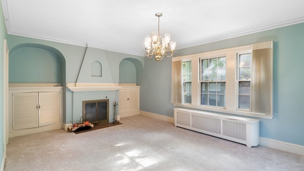 141 Jordan Rd, Coolidge Corner