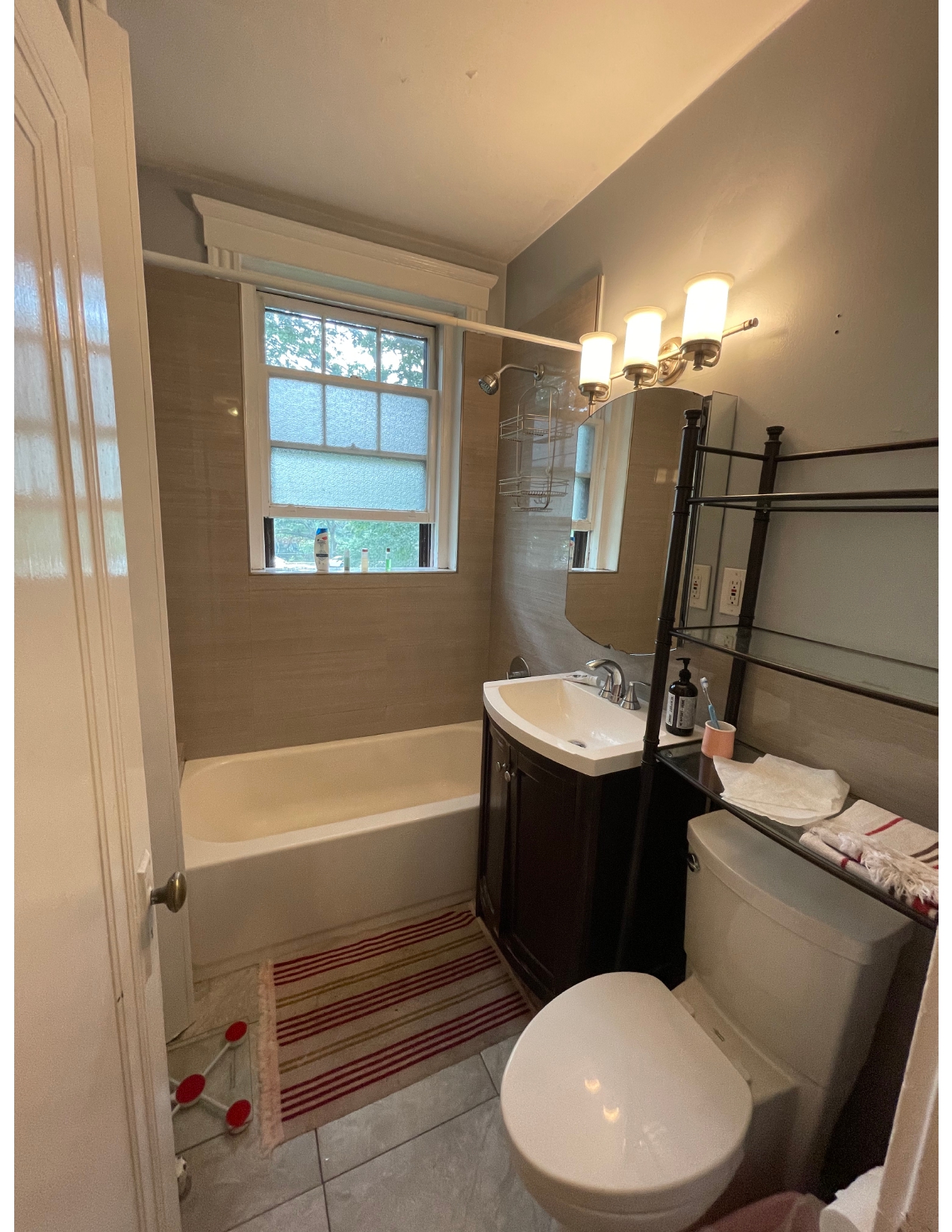 1988 Commonwealth Ave, Brighton