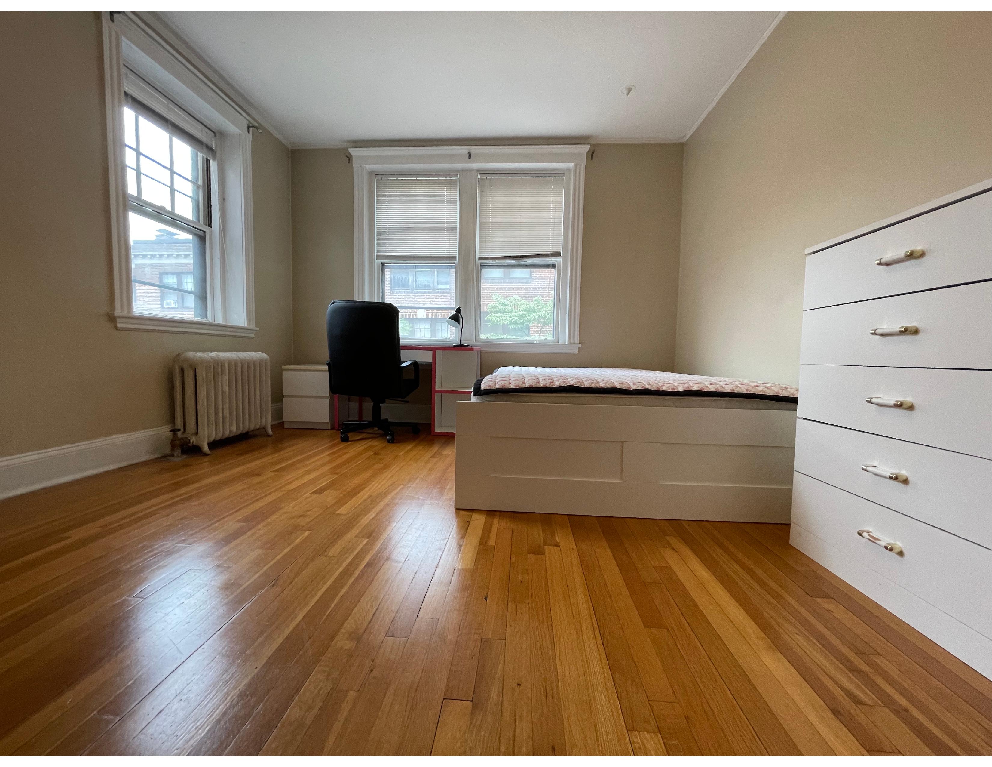 1988 Commonwealth Ave, Brighton