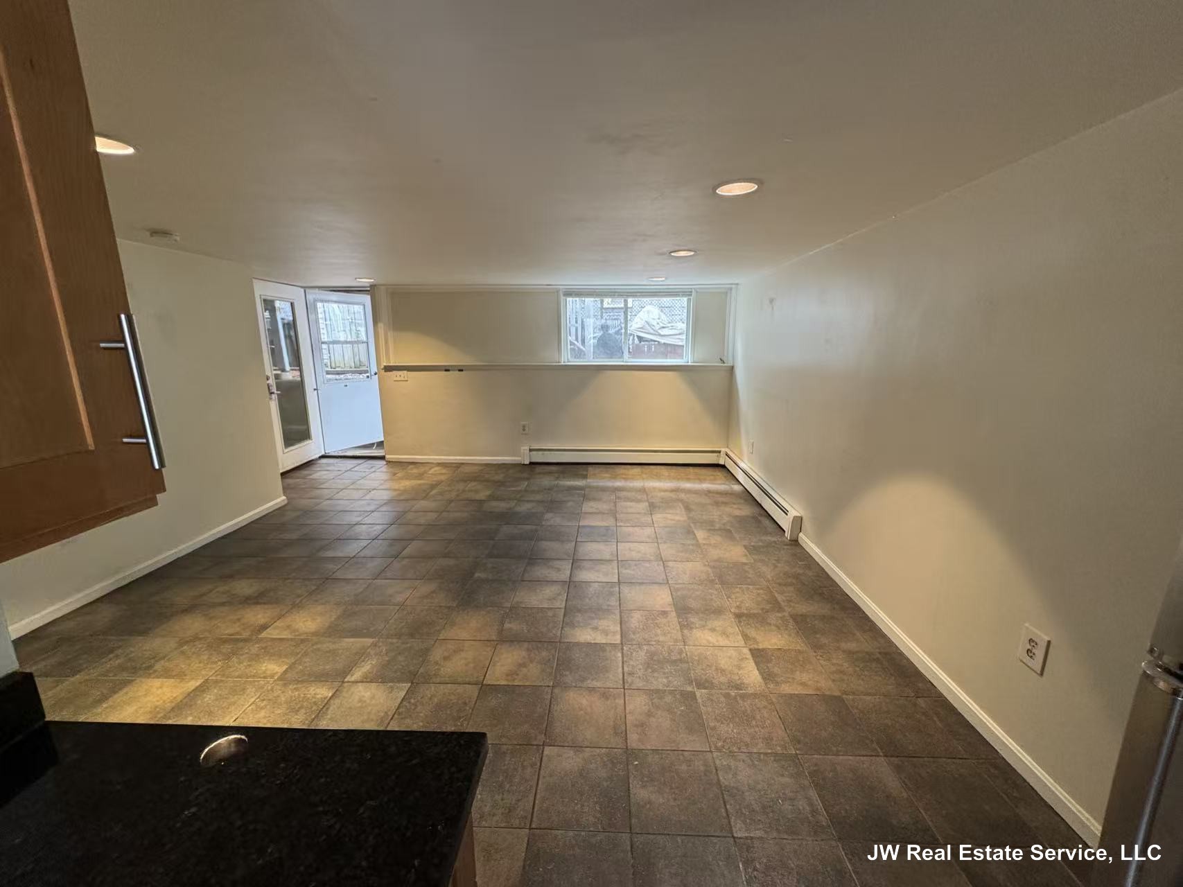 Photos of apartment on Hingham St.,Cambridge MA 02138