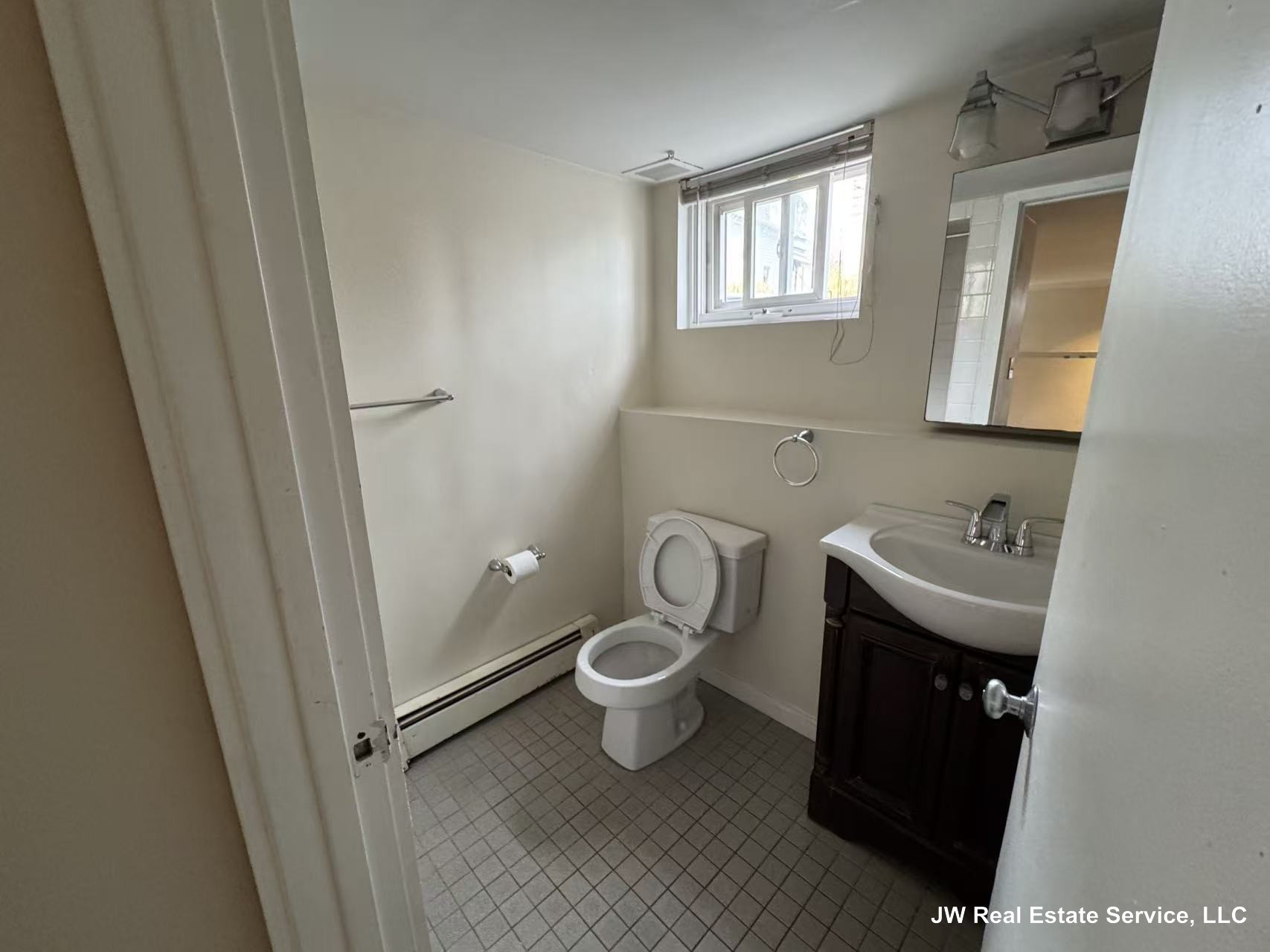 Photos of apartment on Hingham St.,Cambridge MA 02138