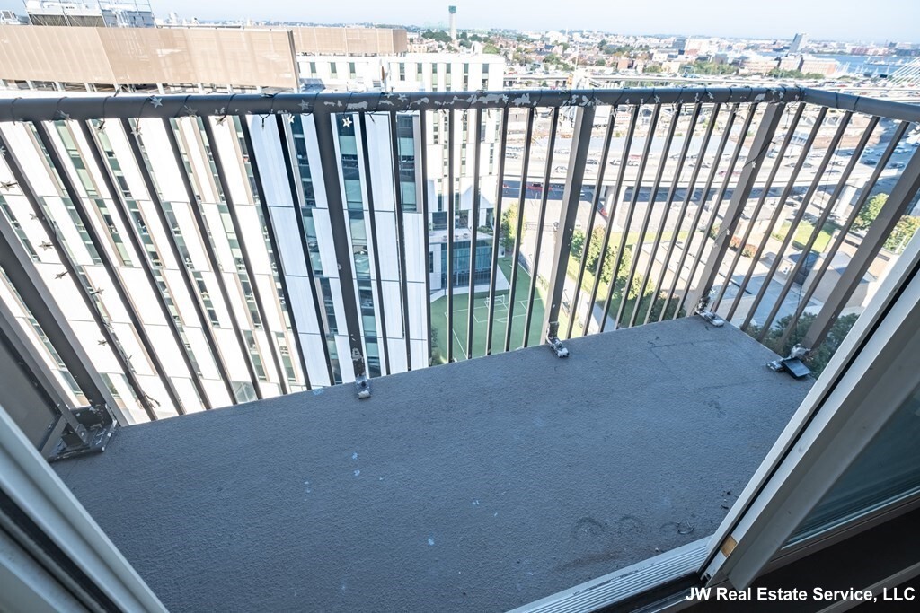 10 Museum Way, East Cambridge