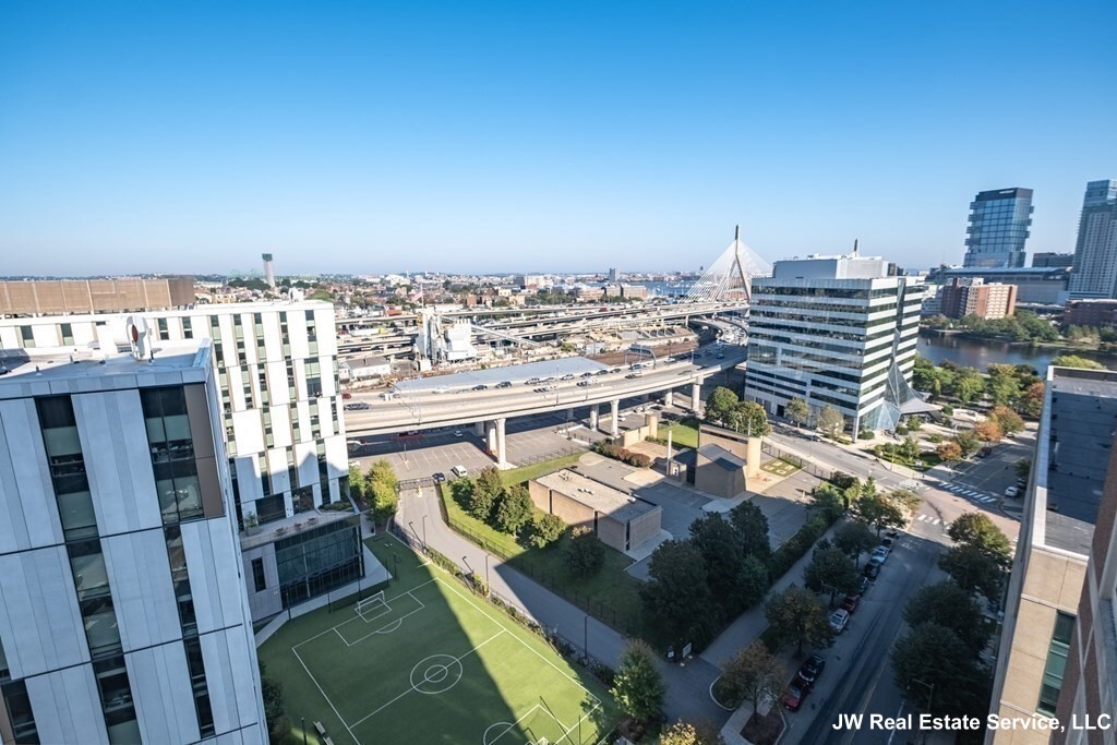 10 Museum Way, East Cambridge