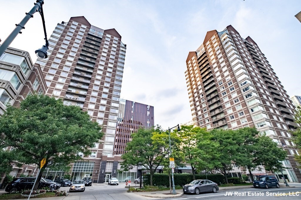 10 Museum Way, East Cambridge