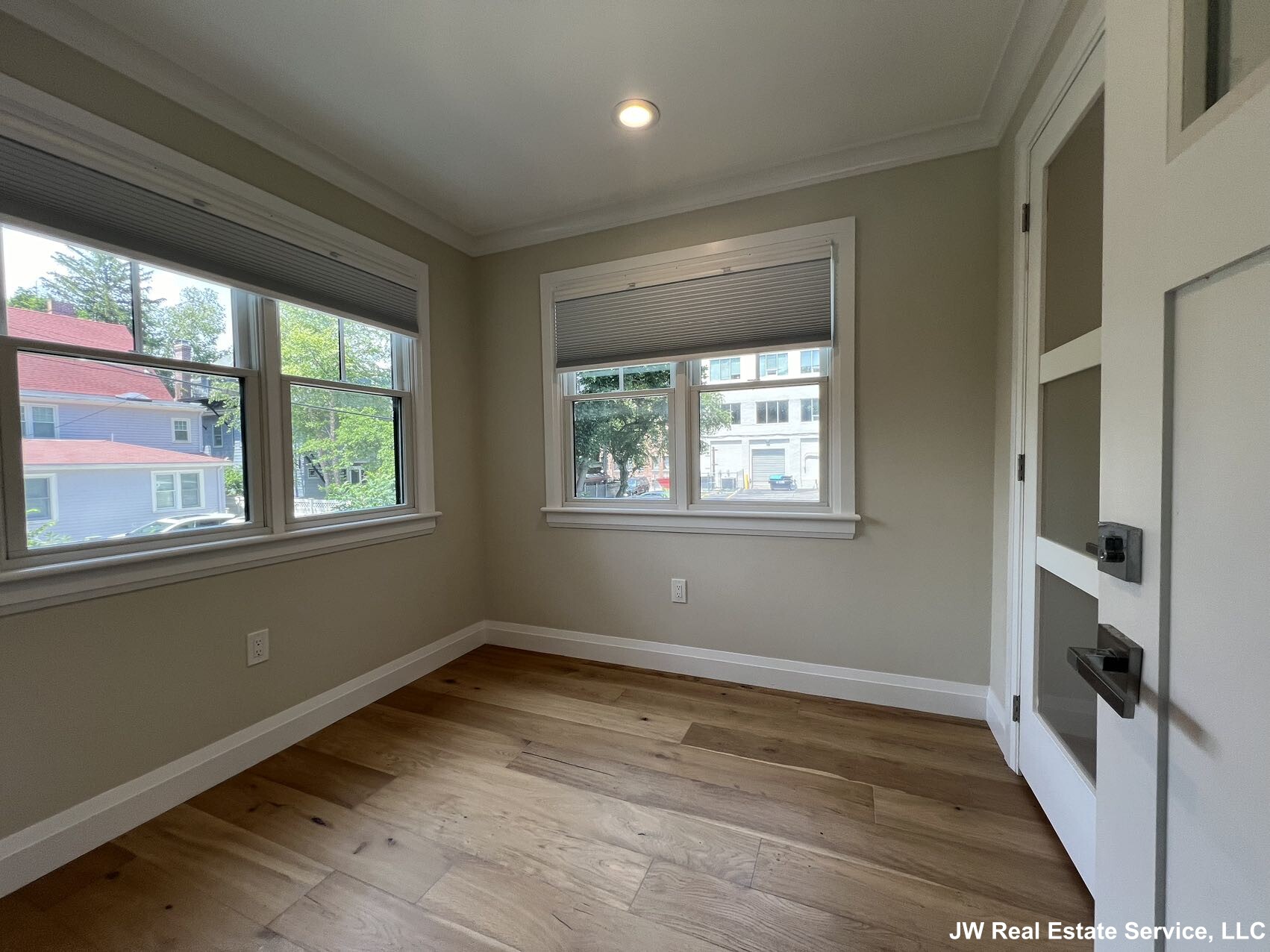 23 Winslow Rd, North Brookline