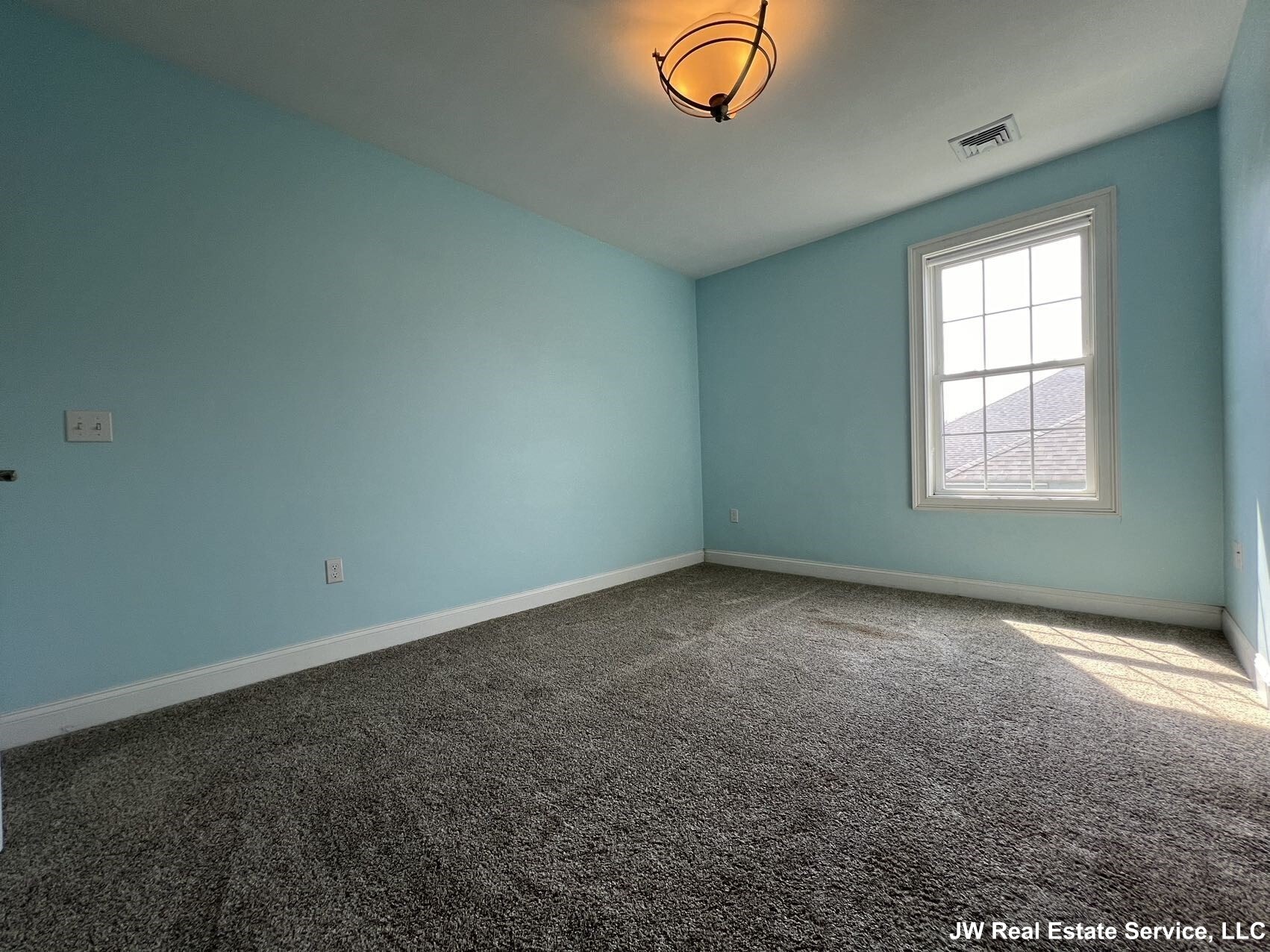 463 Rutherford Ave, Charlestown