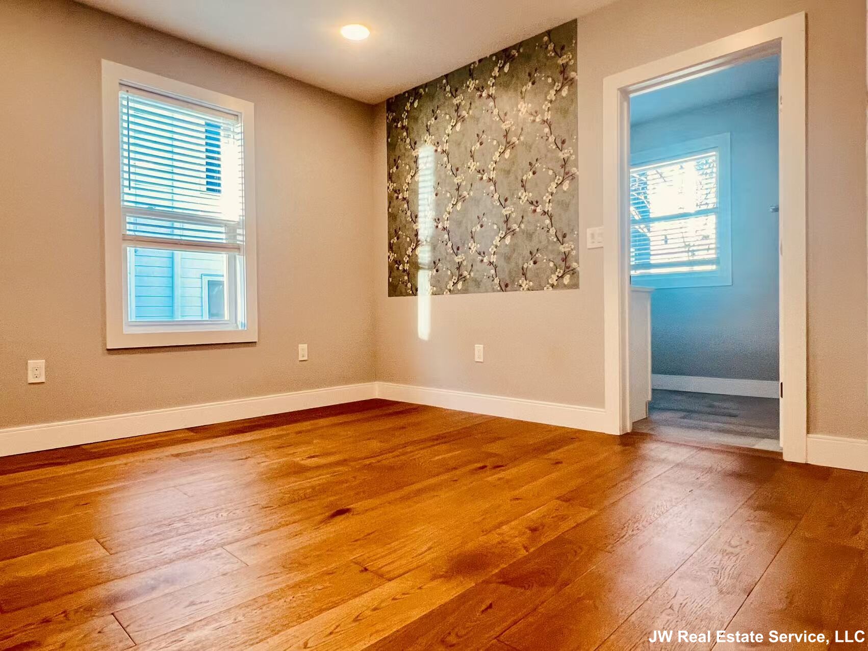 Photos of apartment on Plymouth St.,Cambridge MA 02141