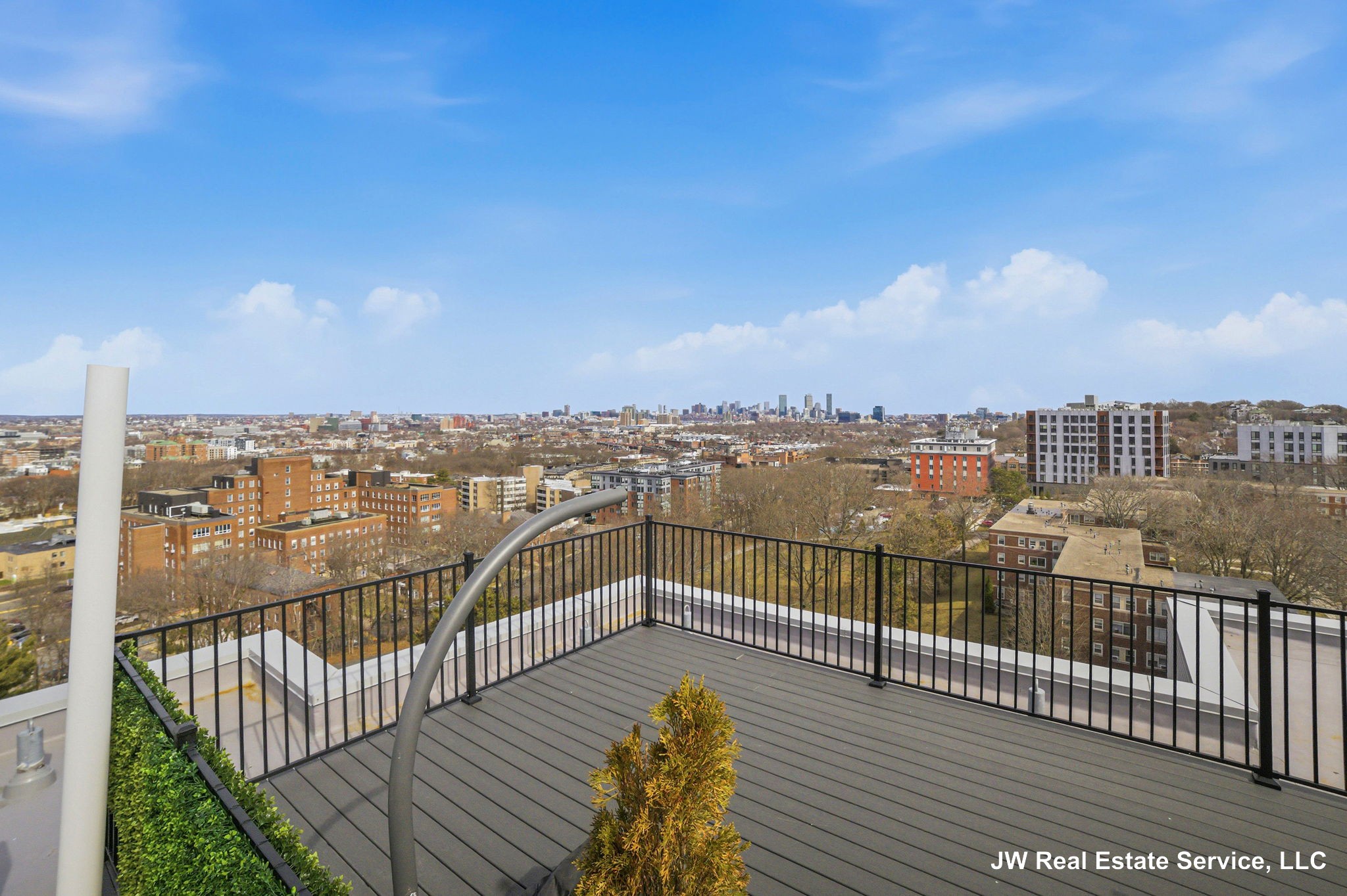 1 nevins hill way — Brighton
