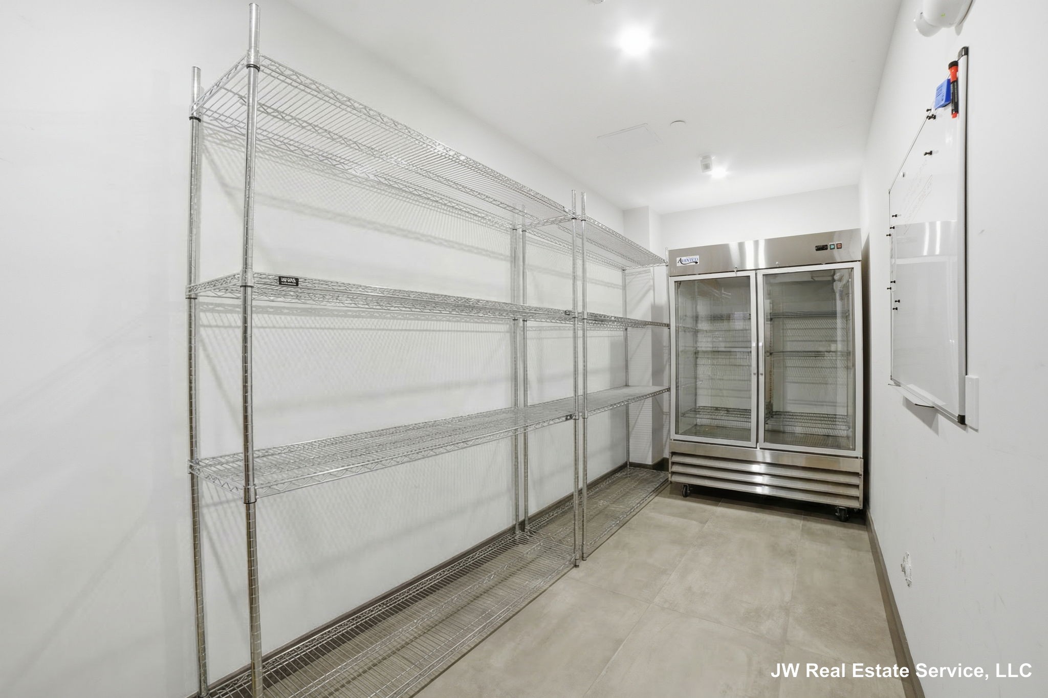 1 nevins hill way — Brighton