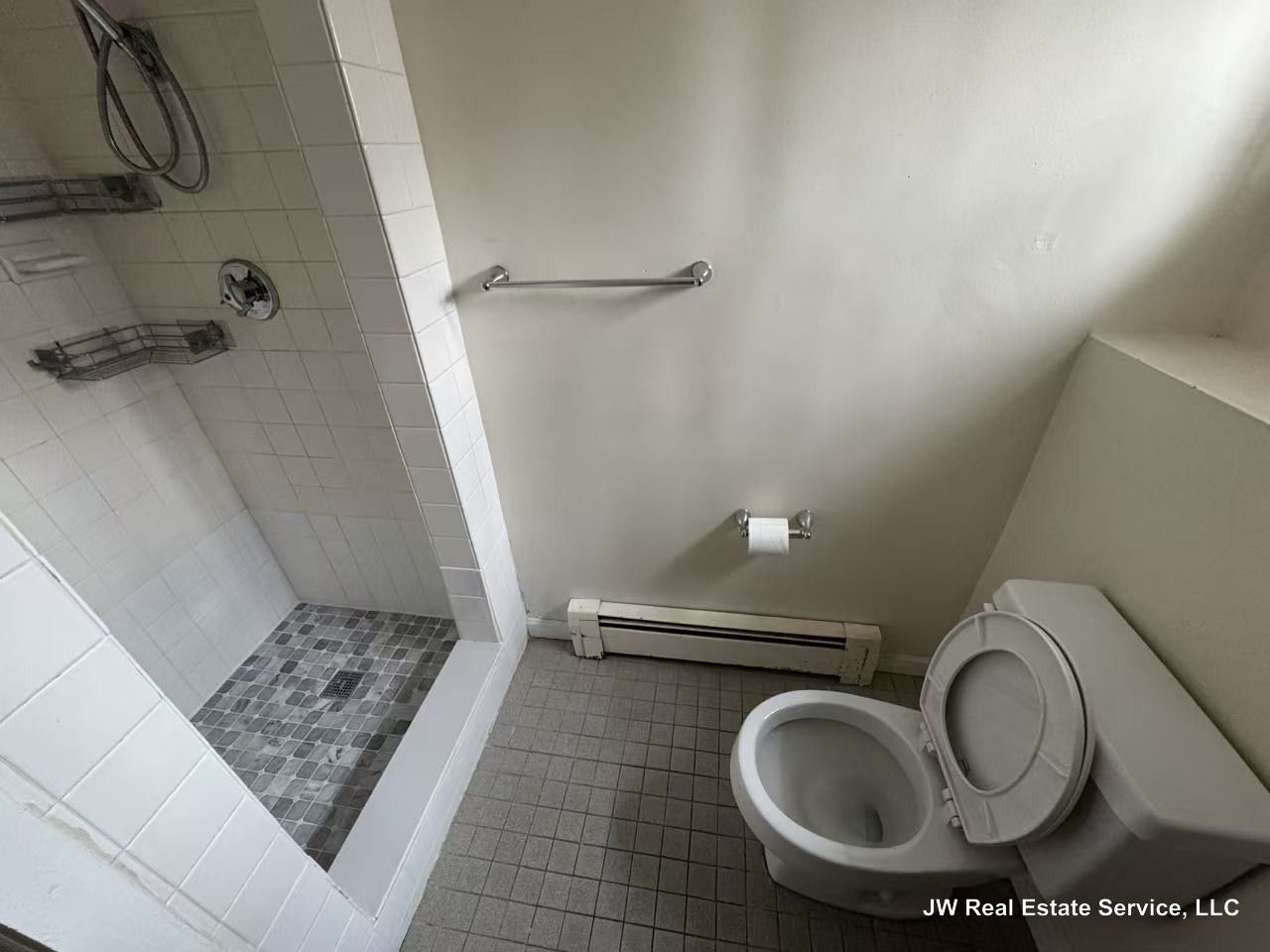 Photos of apartment on Hingham St.,Cambridge MA 02138