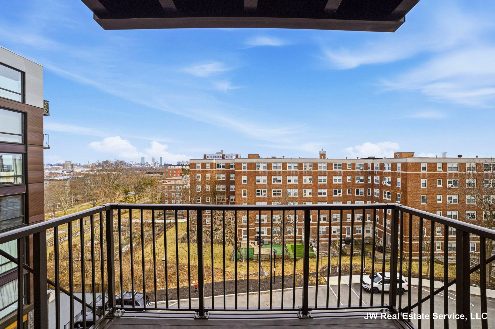 1 nevins hill way — Brighton