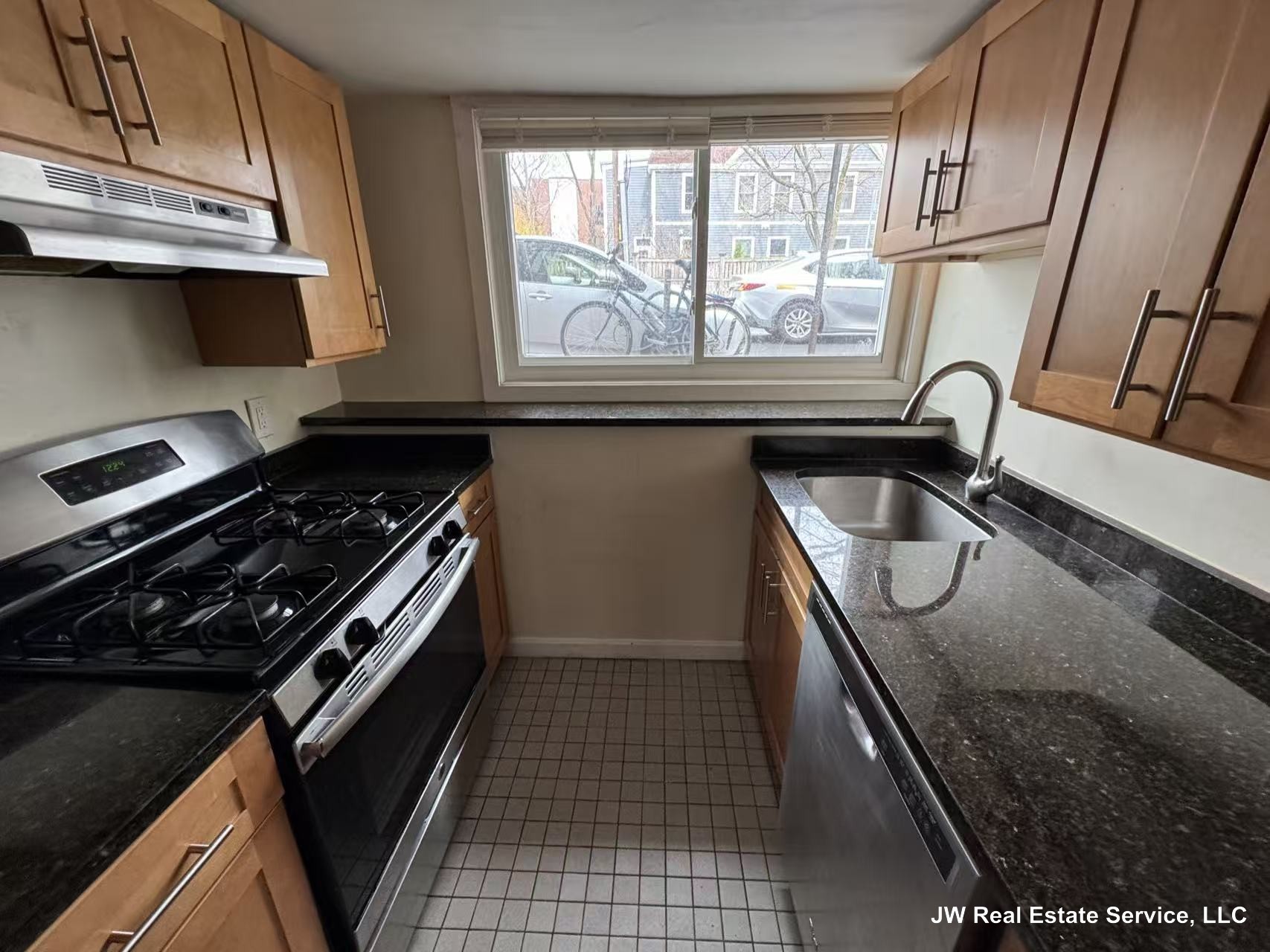 Photos of apartment on Hingham St.,Cambridge MA 02138