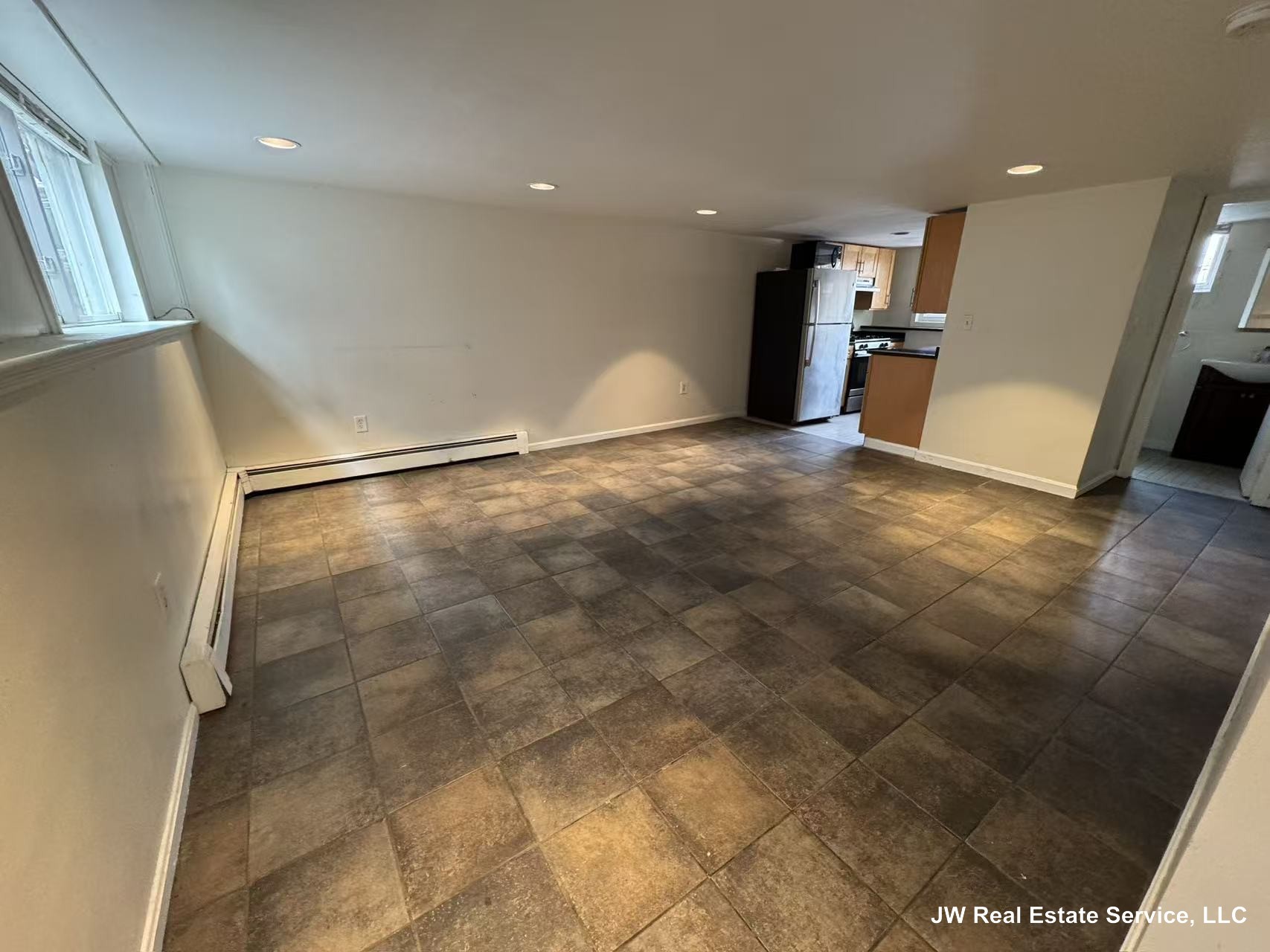 Photos of apartment on Hingham St.,Cambridge MA 02138