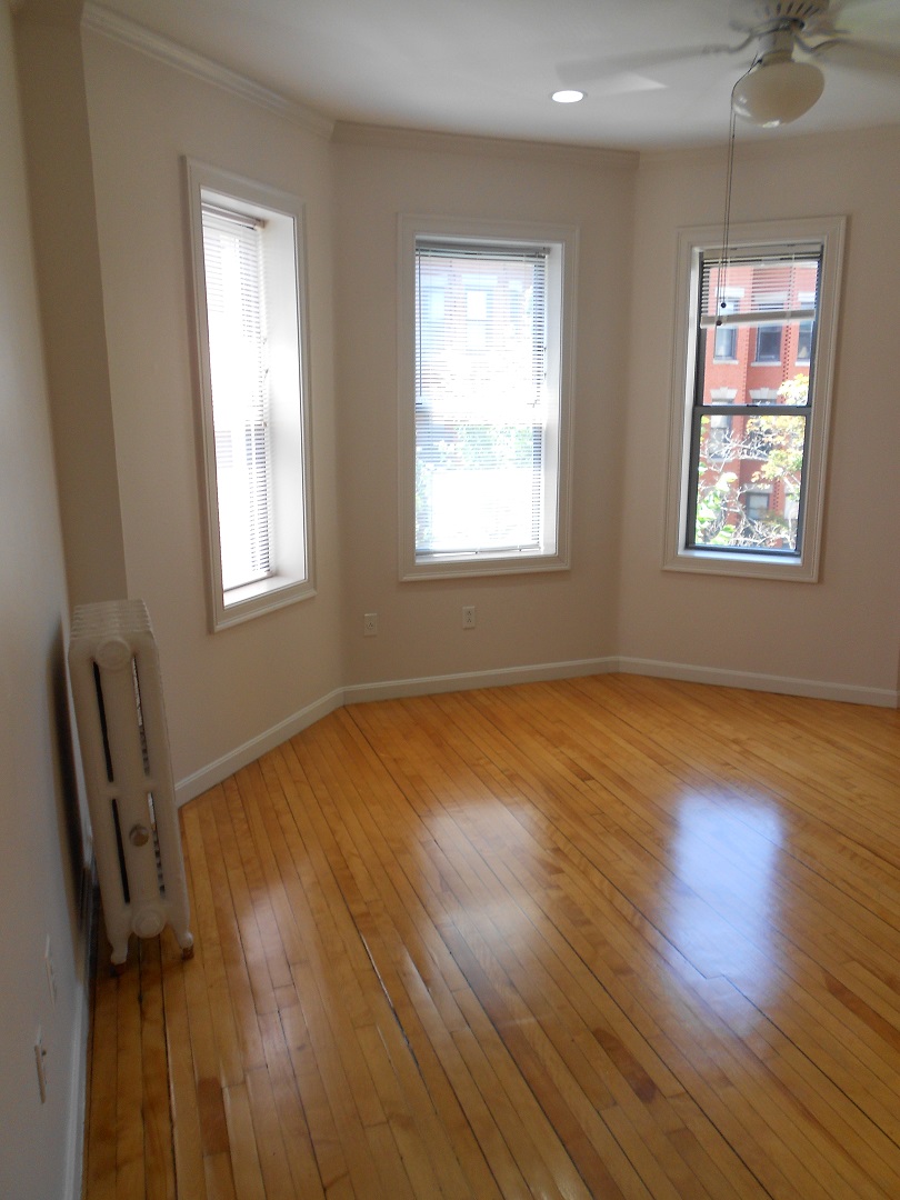 49 Burbank St, Fenway