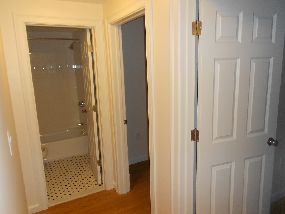 48 Burbank St, Fenway