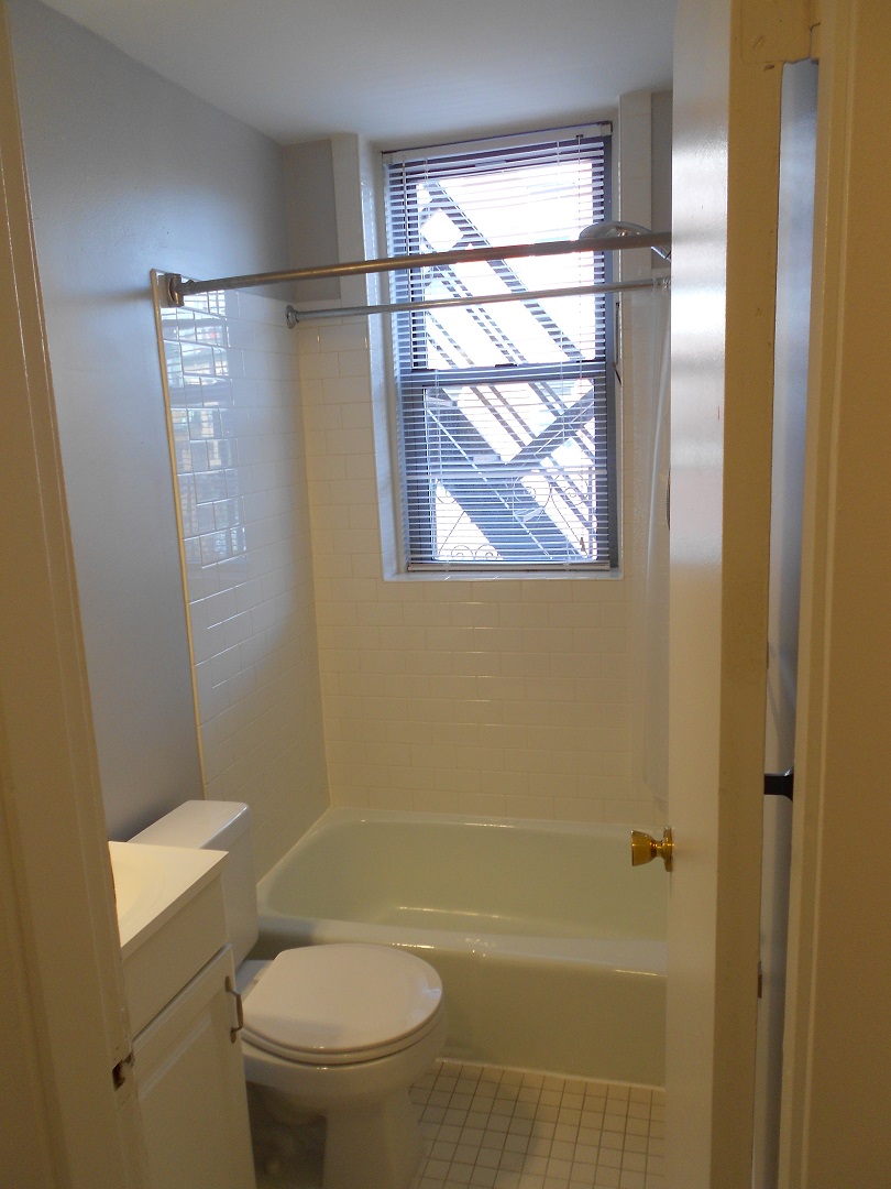 33 Edgerly Rd, Fenway