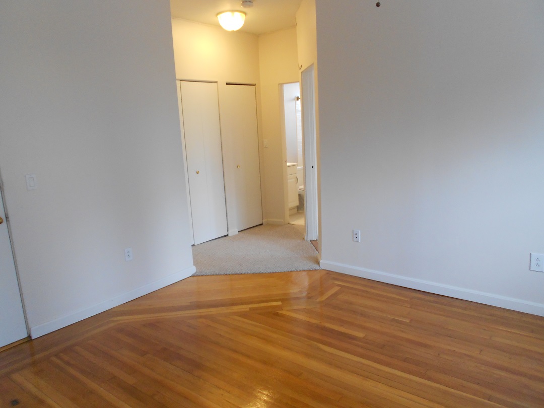 33 Edgerly Rd, Fenway