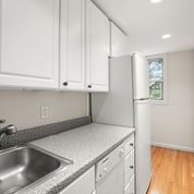 33 Edgerly Rd, Fenway