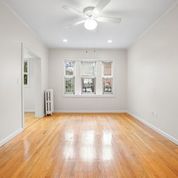 33 Edgerly Rd, Fenway