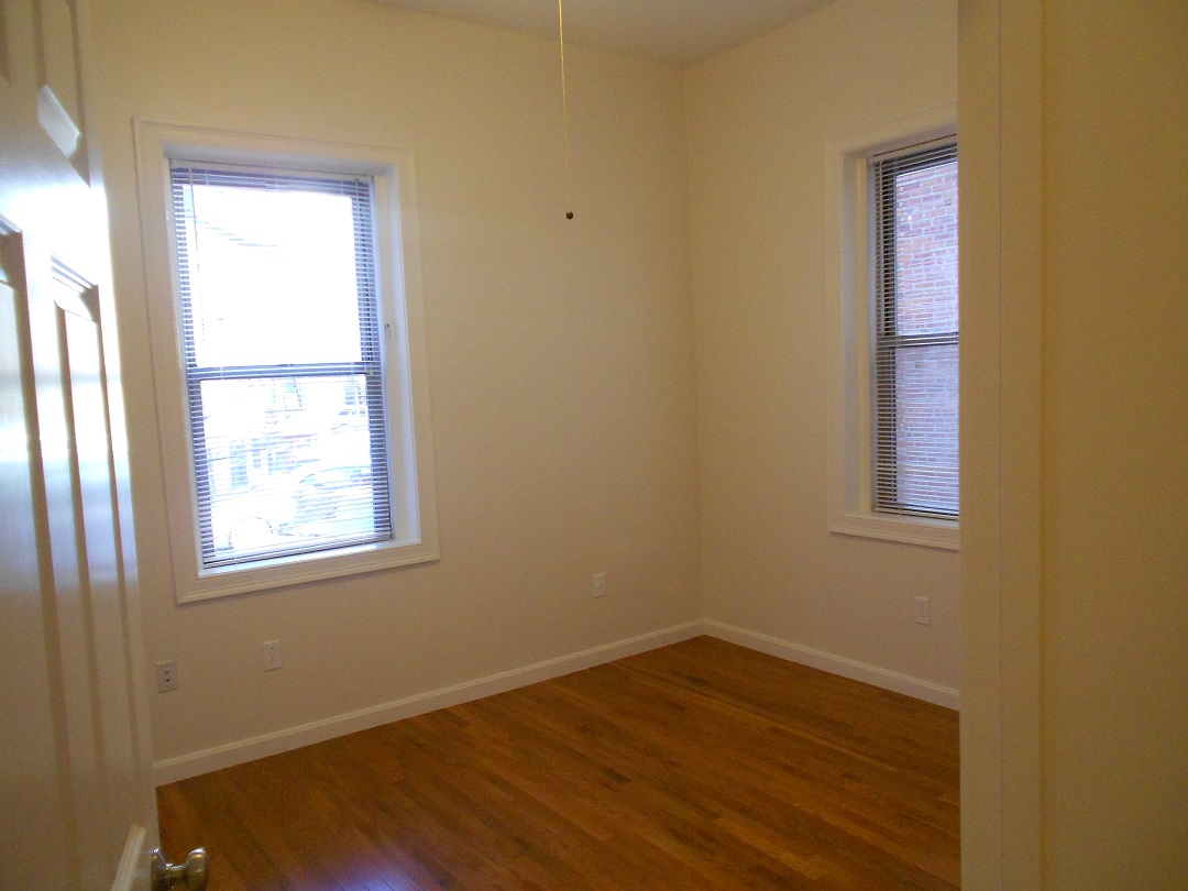 33 Edgerly Rd, Back Bay