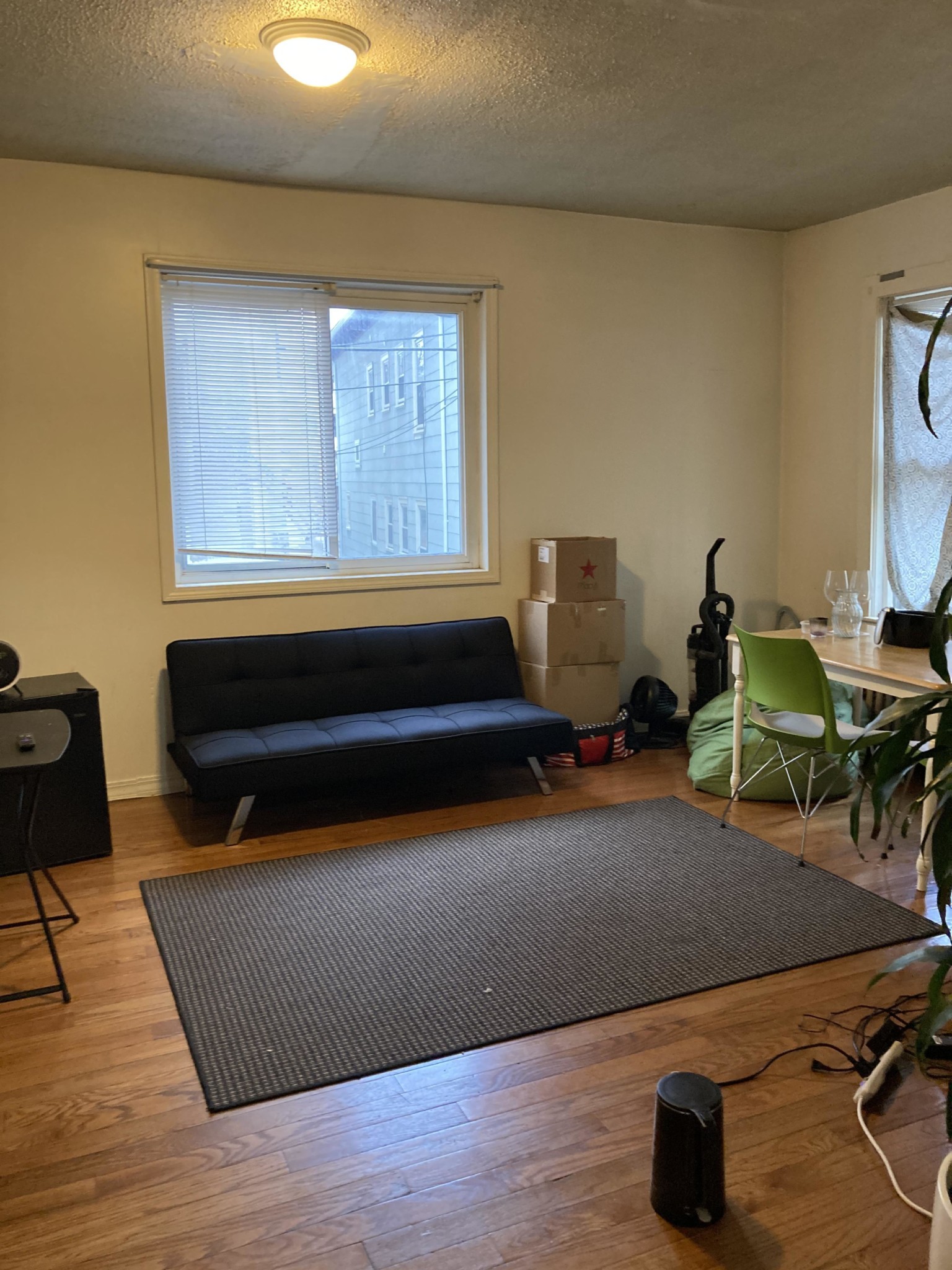 55 Hillside — Mission Hill