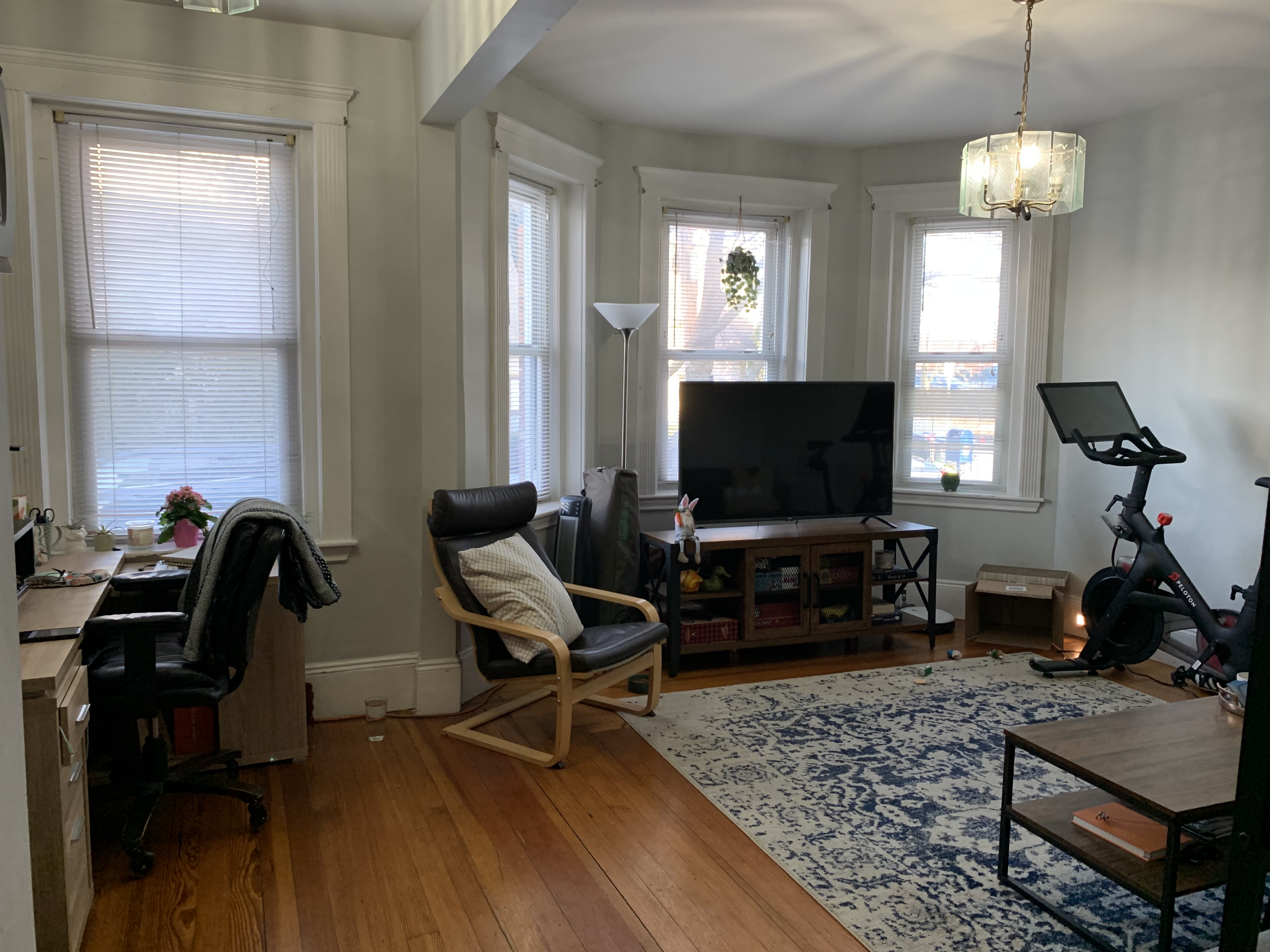 2 bed, 1 bath apartment for rent at 4 Litchfield St Unit 1, Allston — photo 3 of 9