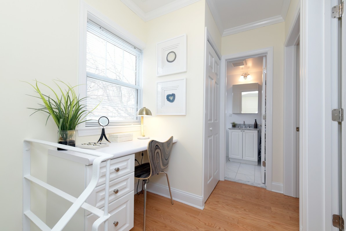 Photos of apartment on Sherman Rd.,Brookline MA 