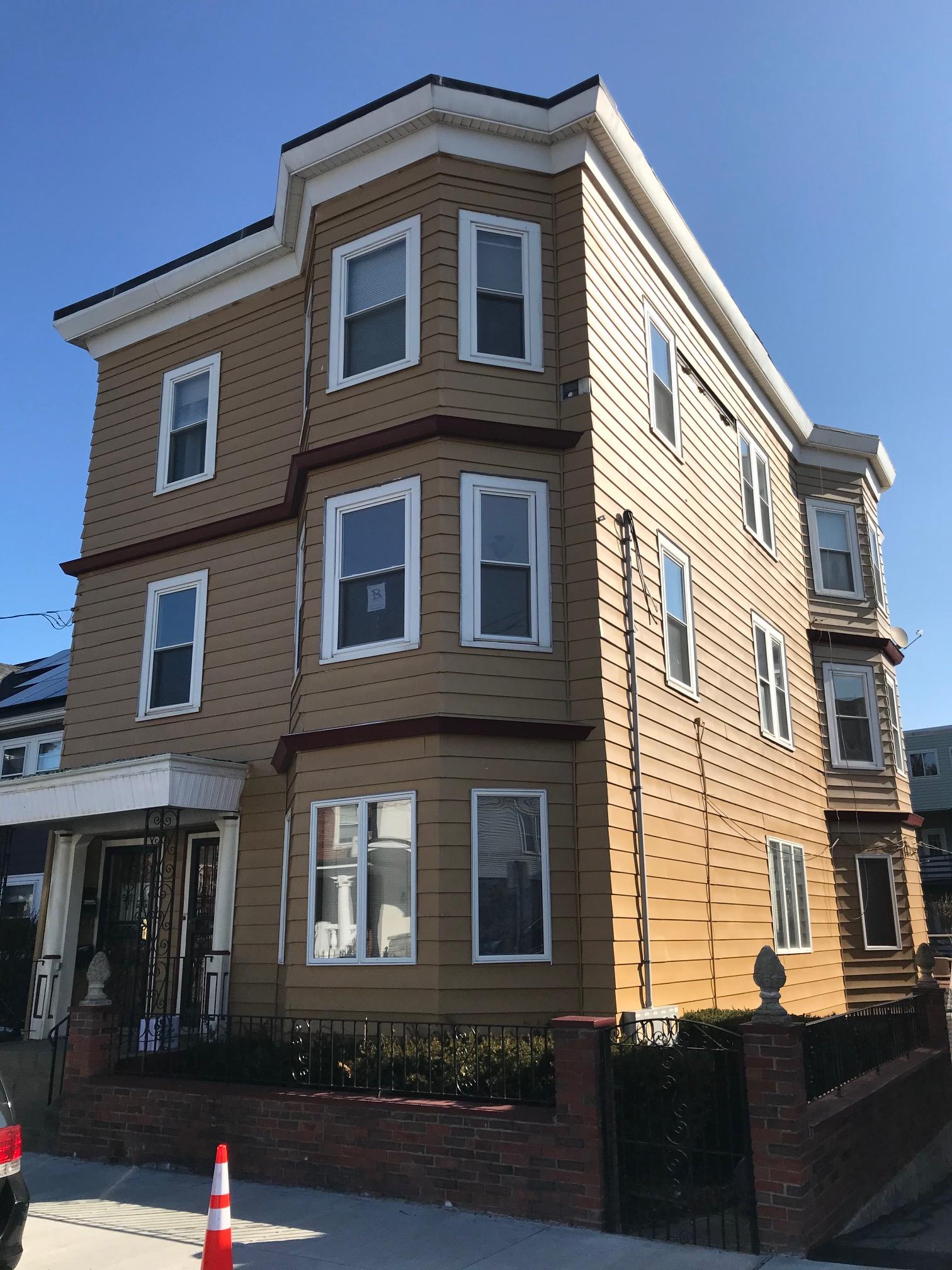 3 bed, 1 bath apartment for rent at 17 Breed St Unit 1, East Boston — photo 9 of 10
