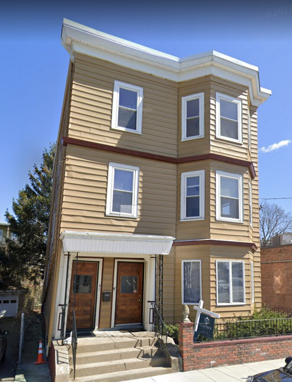 17 Breed St, East Boston