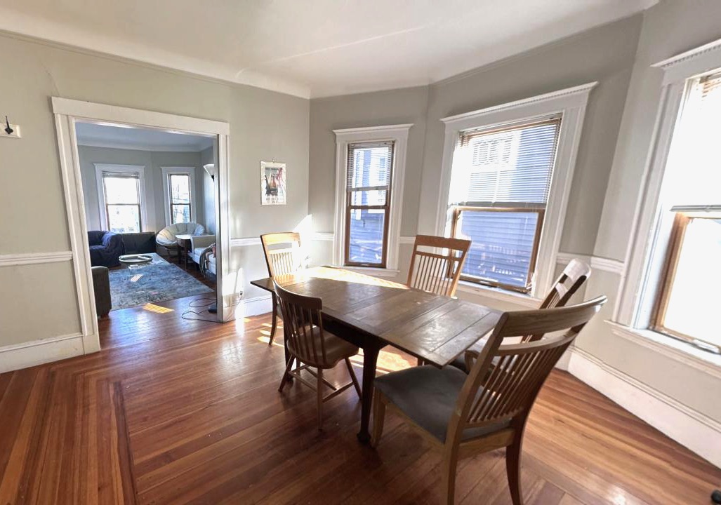 85 Lowden Ave, Powder House Square