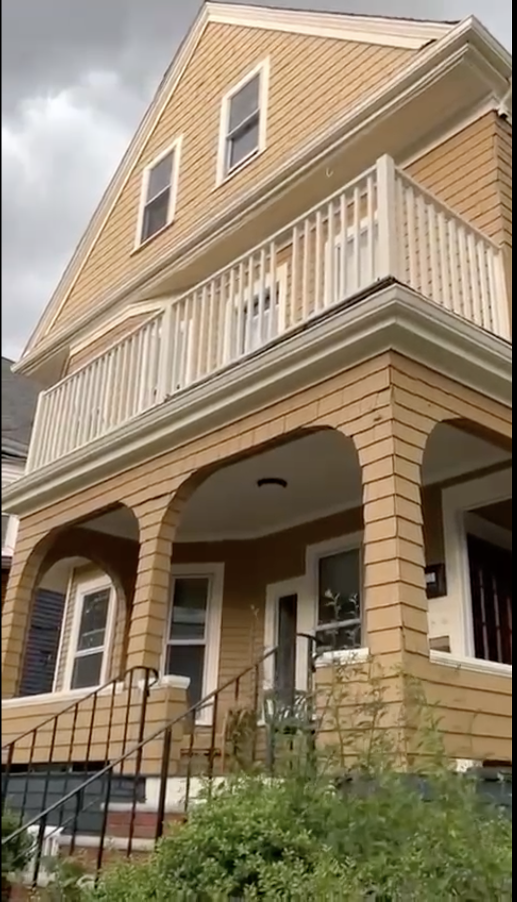 85 Lowden Ave, Powder House Square