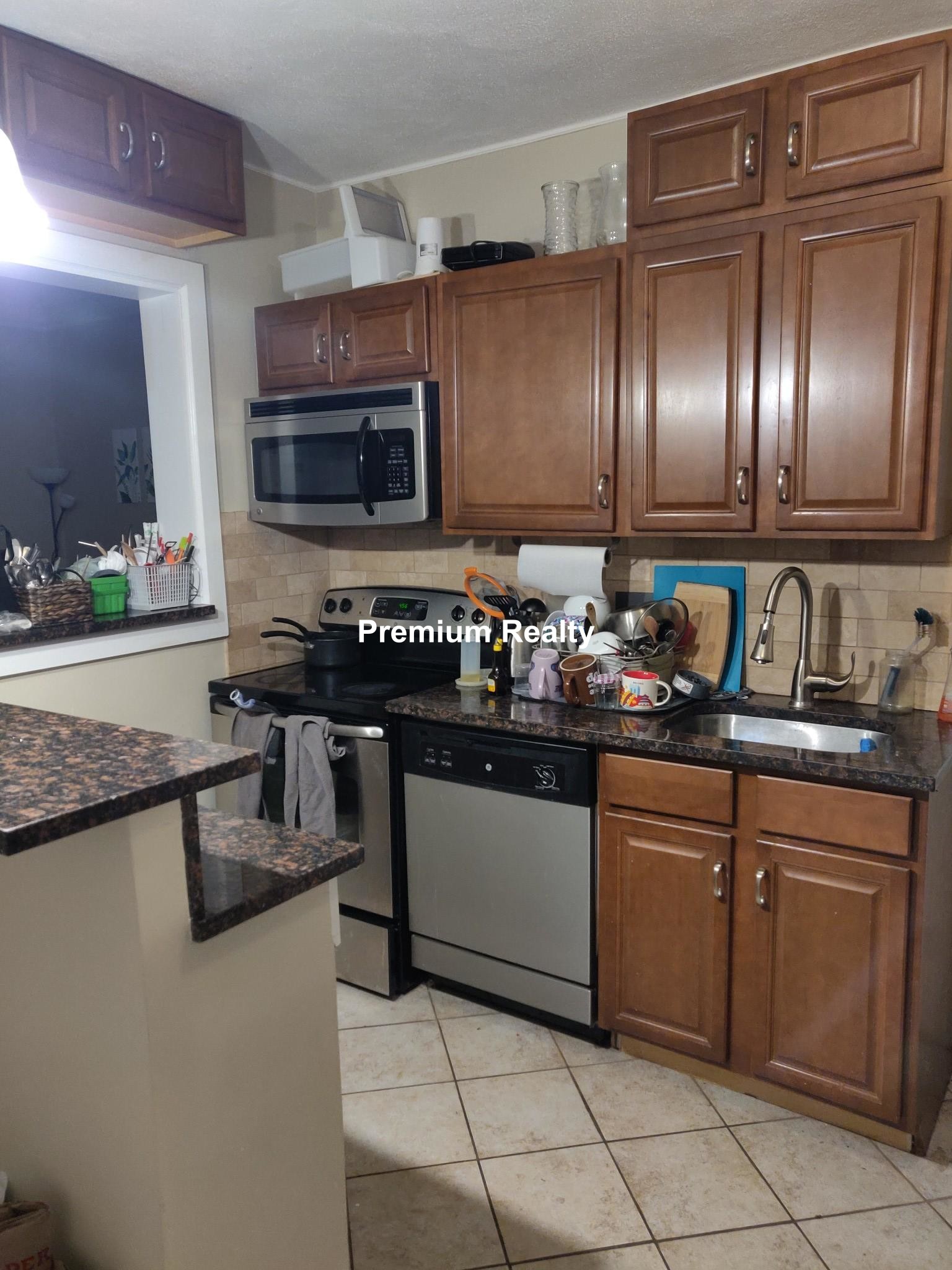 Photos of apartment on Watertown,Newton MA 