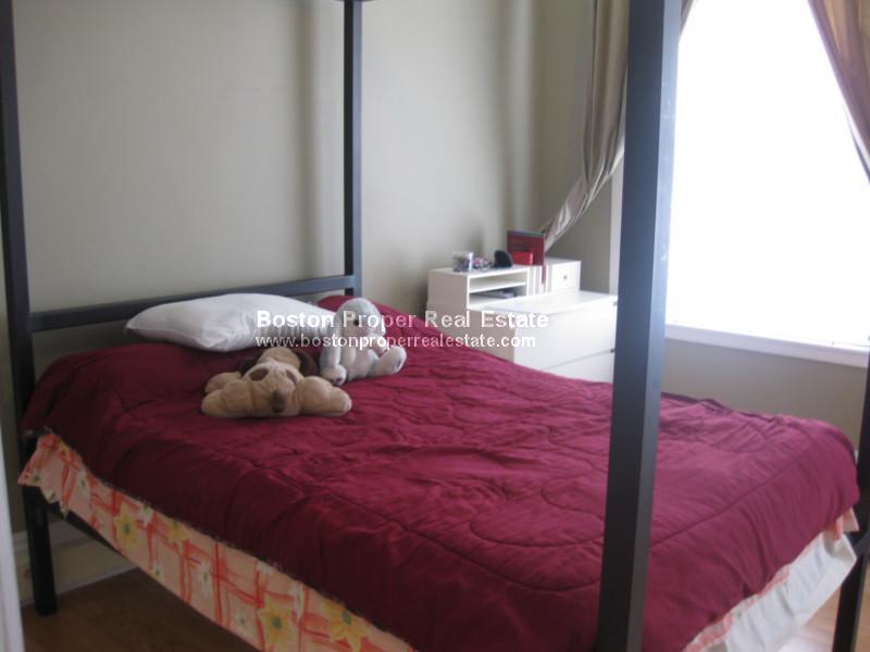 323 Beacon St, Back Bay