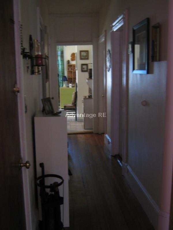 2 bed, 1 bath apartment for rent at 77 Walnut St Unit 2, Brookline — photo 2 of 8