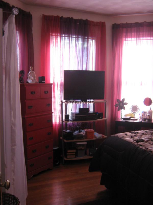 2 bed, 1 bath apartment for rent at 77 Walnut St Unit 2, Brookline — photo 7 of 8